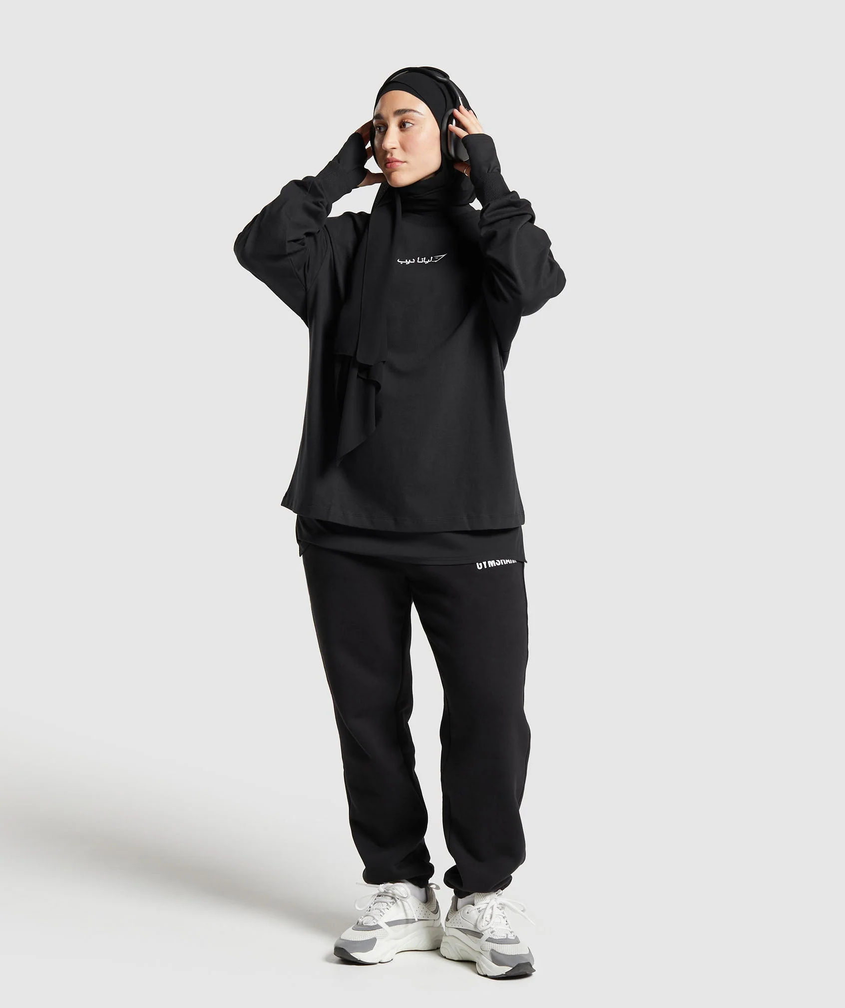 Gymshark X Leana Deeb Oversized Long Sleeve Top - Black - Image 4