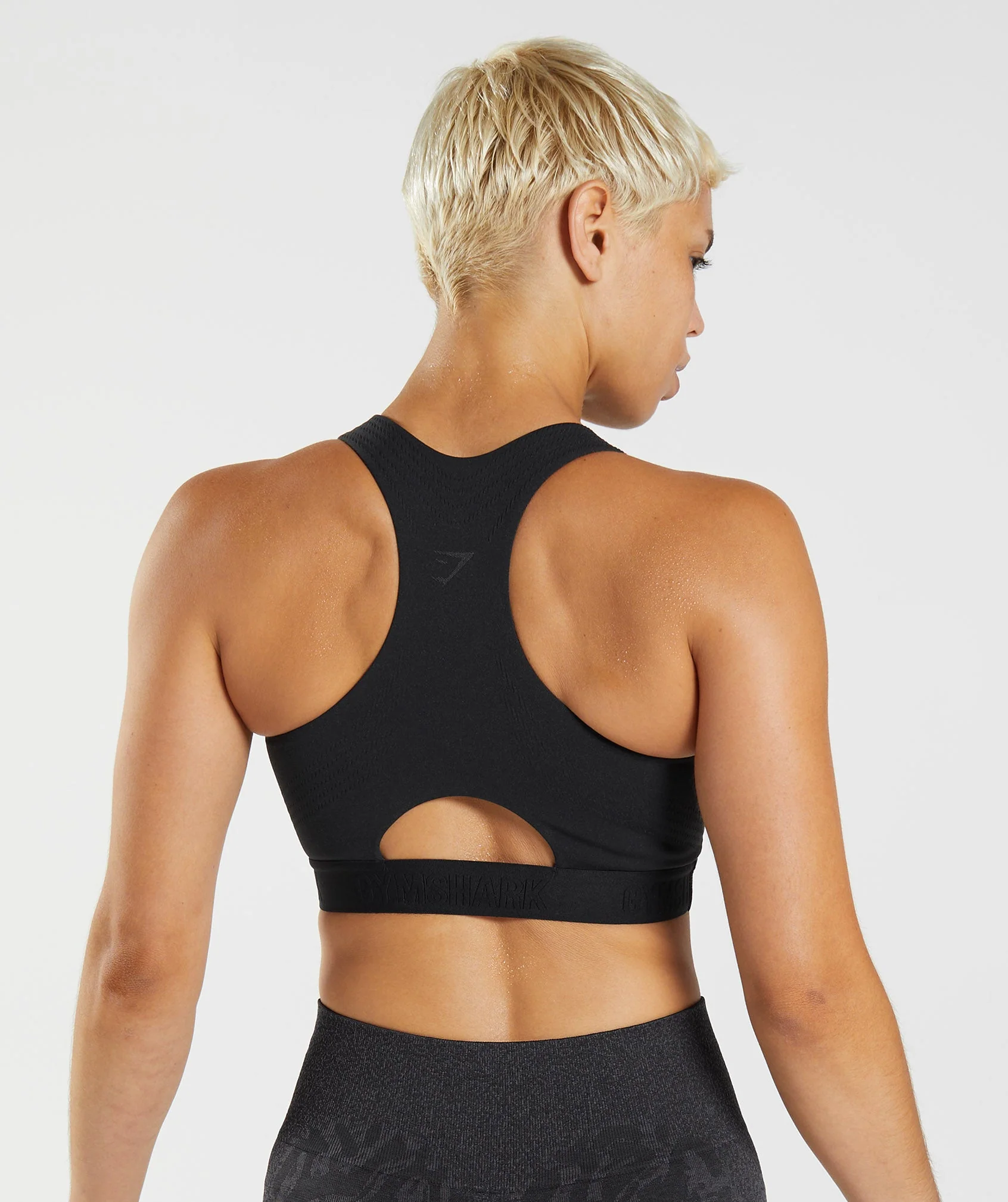 Gymshark 315 Performance High Neck Sports Bra - Black/Graphite Grey - Image 2