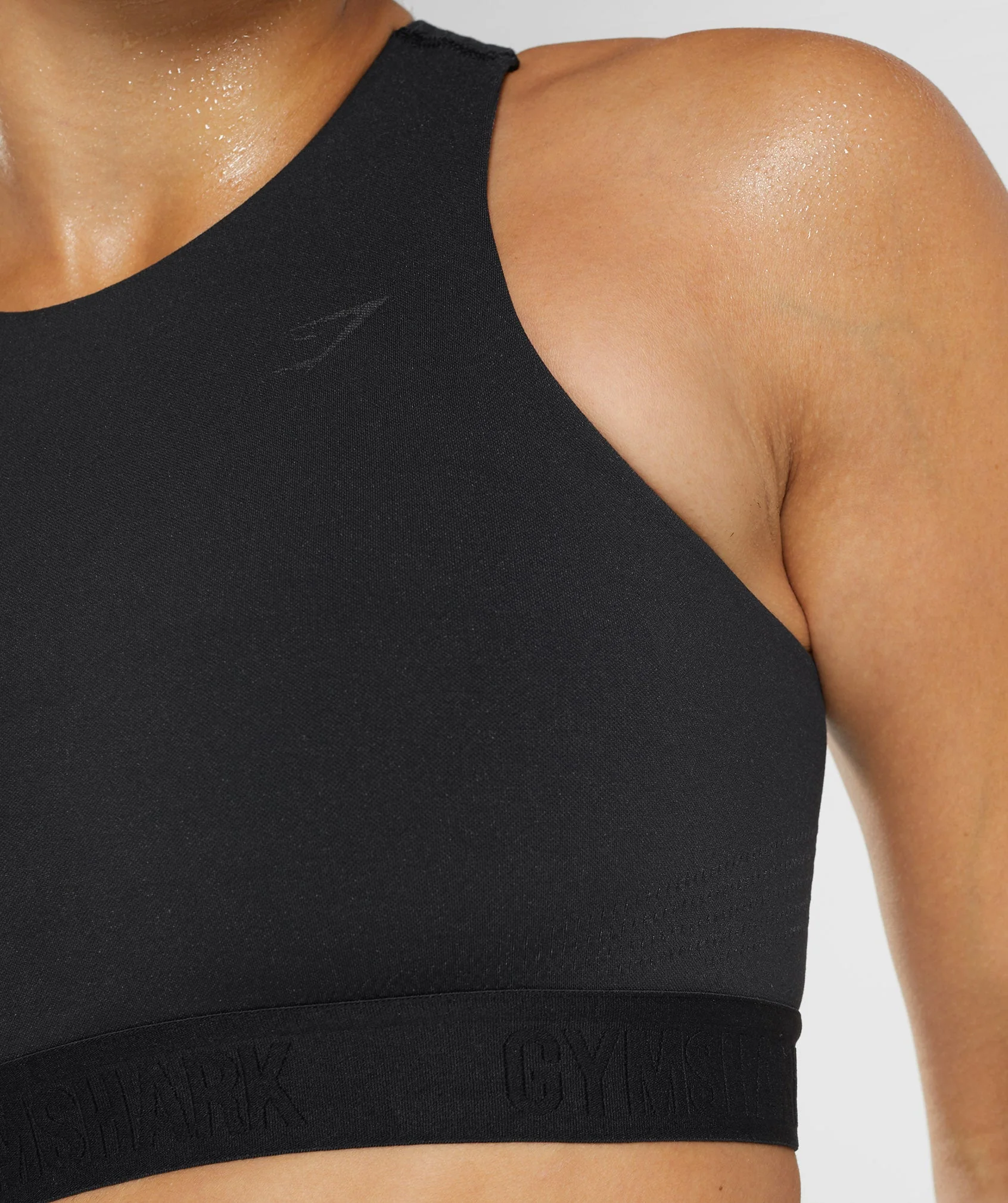 Gymshark 315 Performance High Neck Sports Bra - Black/Graphite Grey - Image 3