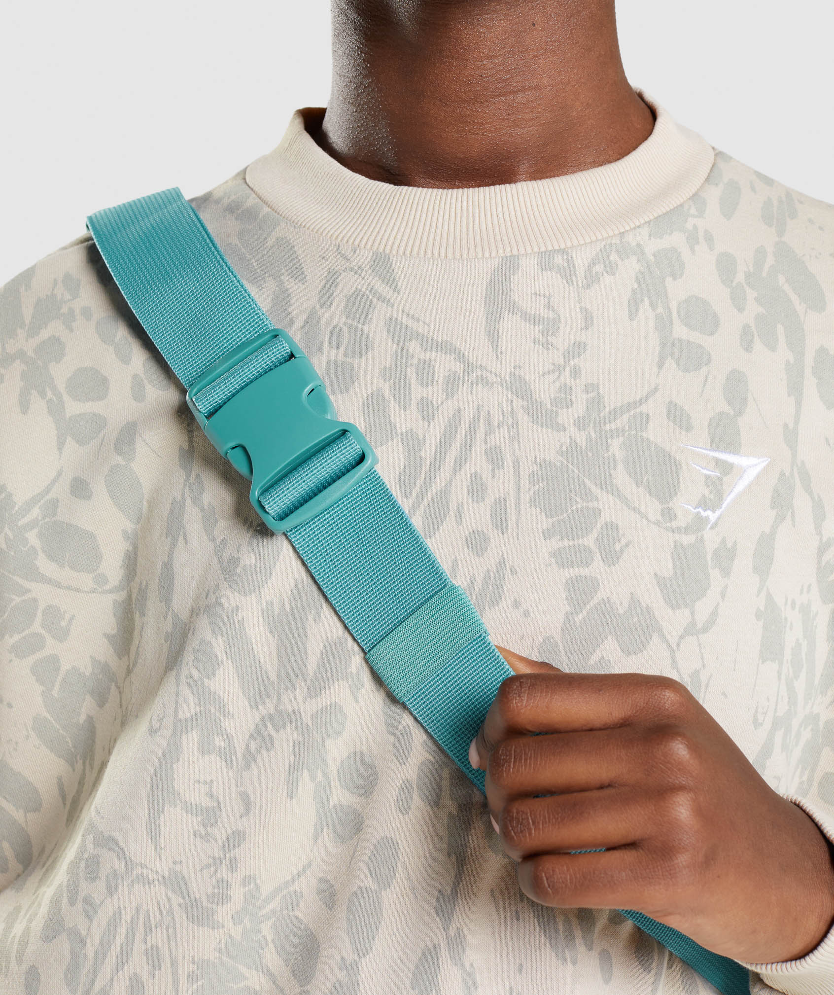 Gymshark Adapt Animal Graphic Sling Bag - Teal Print - Image 3