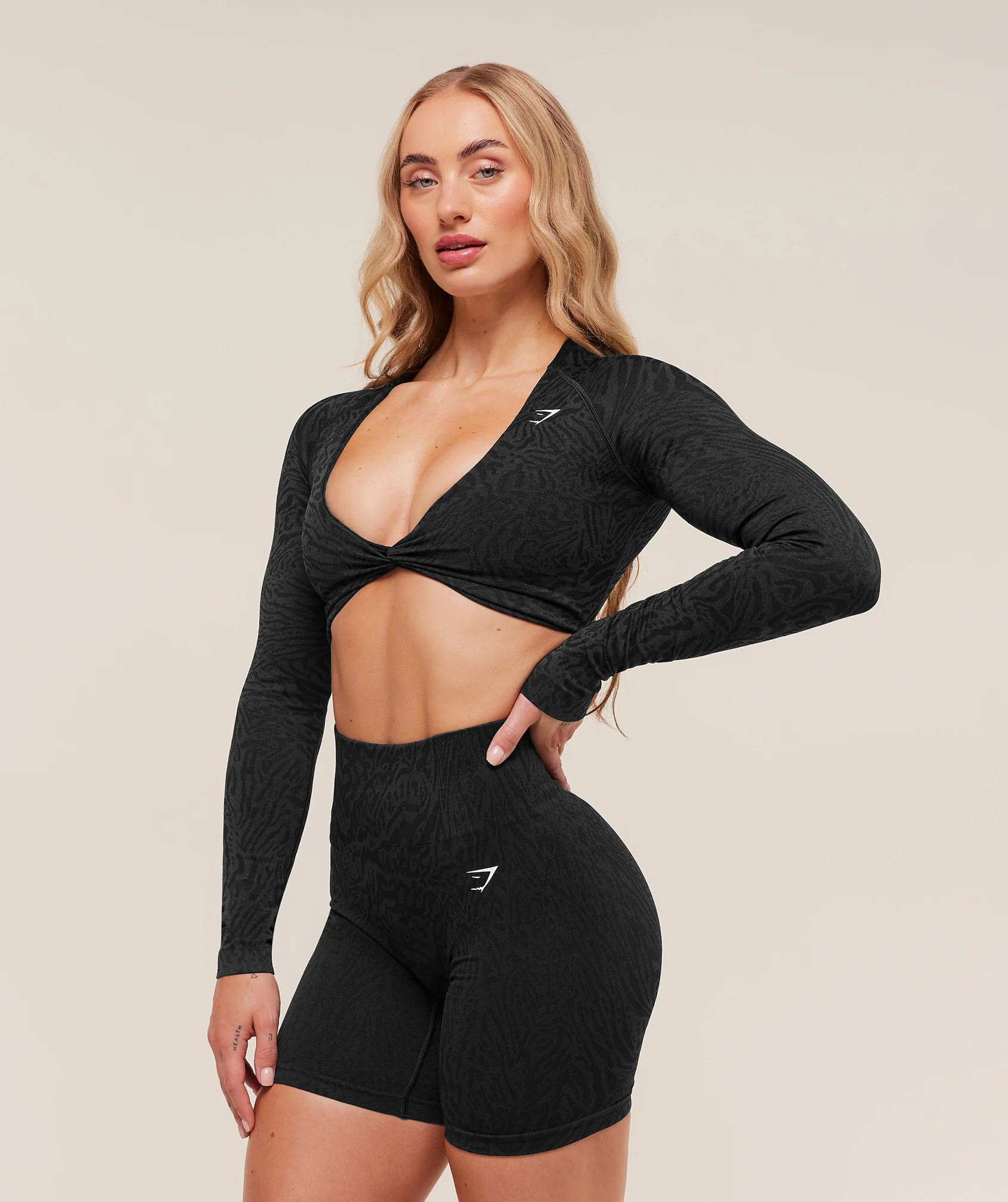 Gymshark Adapt Animal Long Sleeve Crop Top - Black/Asphalt Grey - Image 3