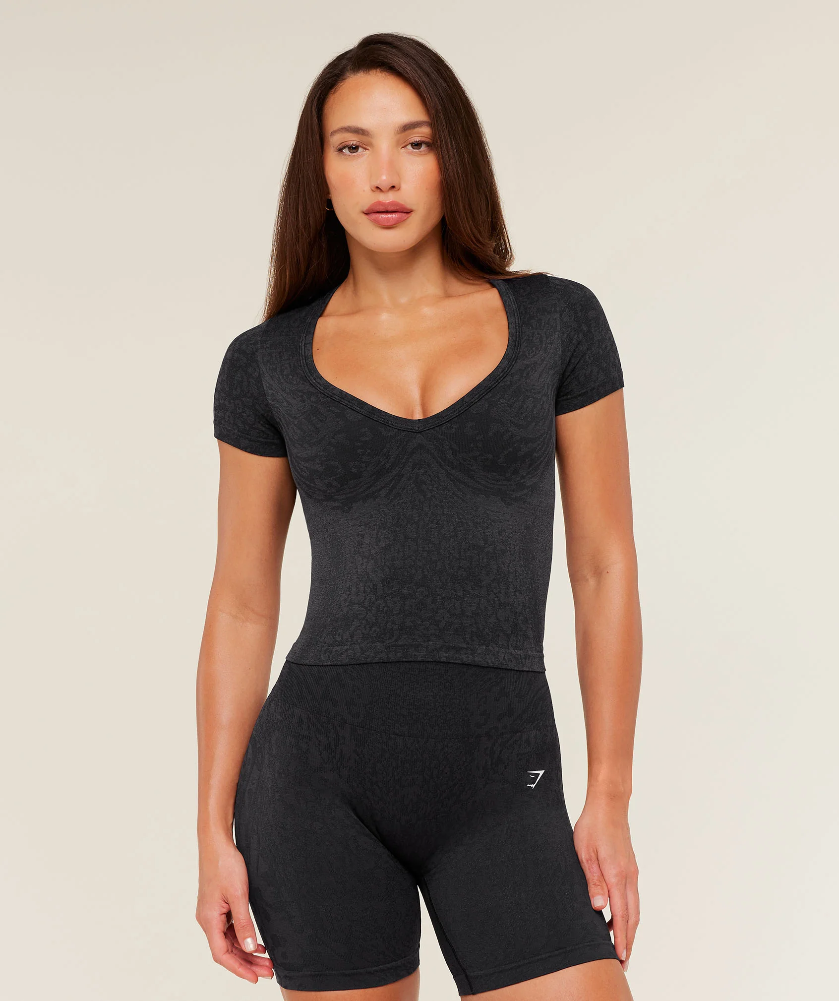 Gymshark Adapt Animal X Whitney Short Sleeve Top - Black / Asphalt Grey