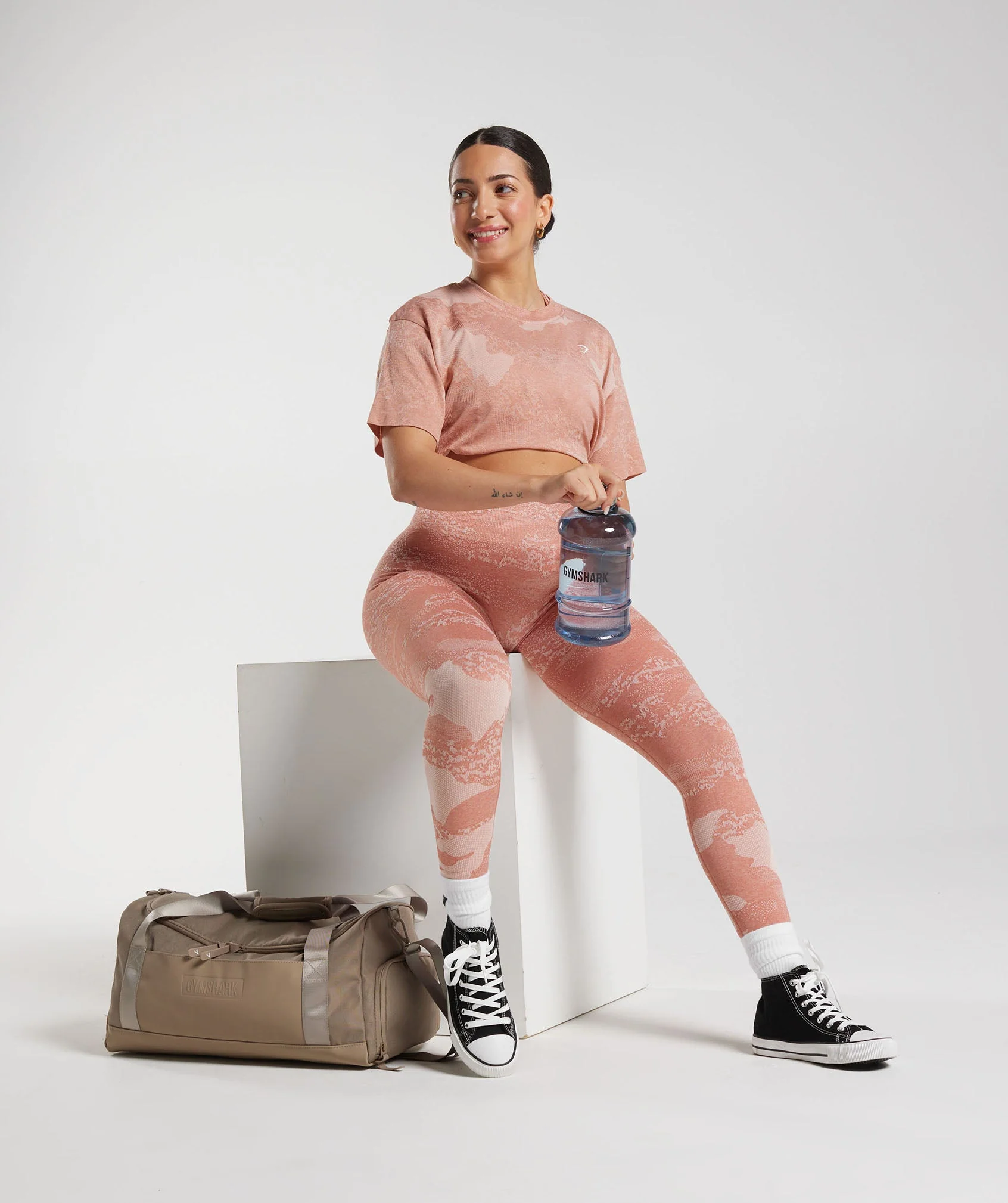 Gymshark Adapt Camo Seamless Crop Top - Misty Pink/Hazy Pink - Image 3