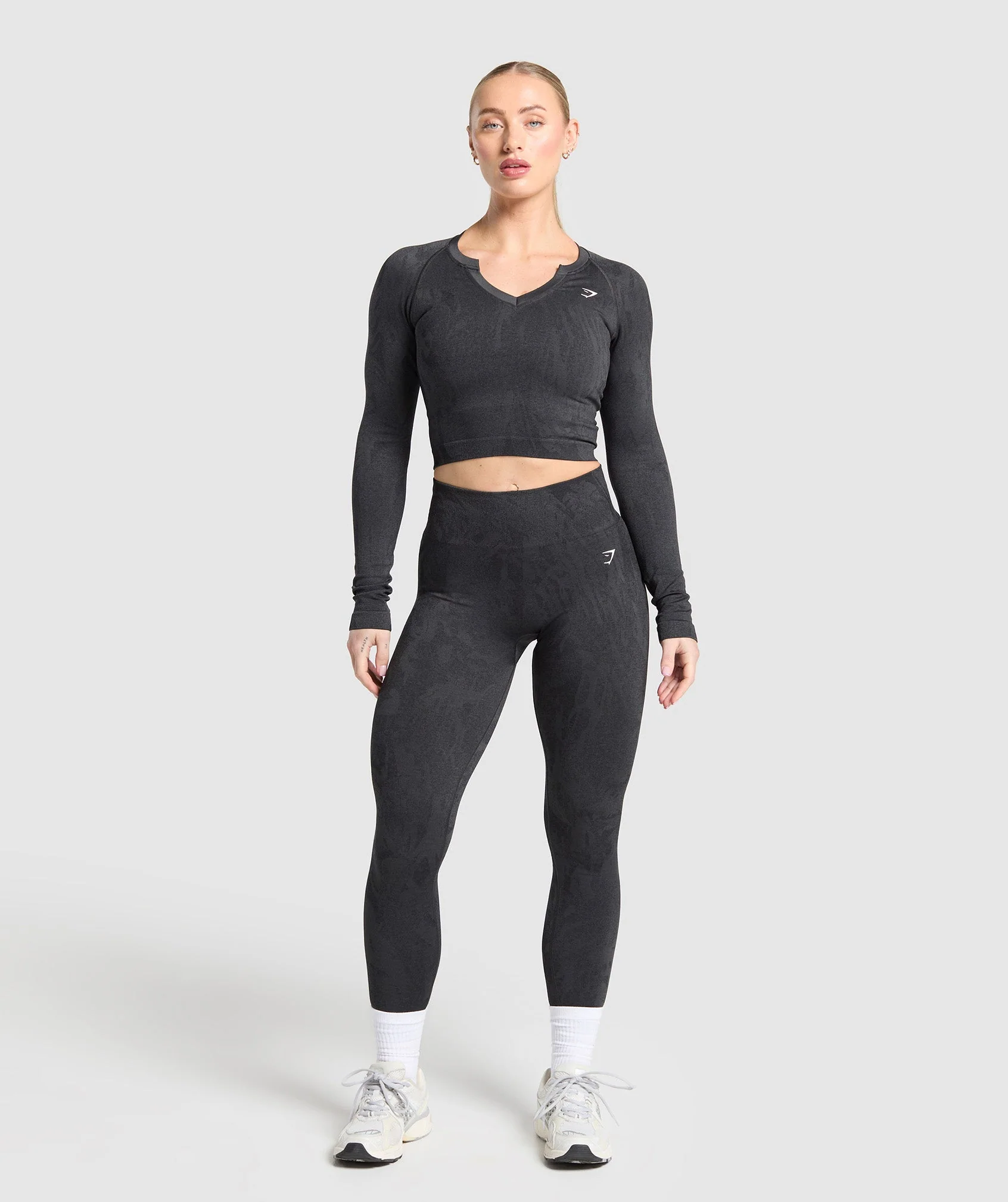 Gymshark Adapt Camo Seamless Long Sleeve Top - Asphalt Grey/Black - Image 4