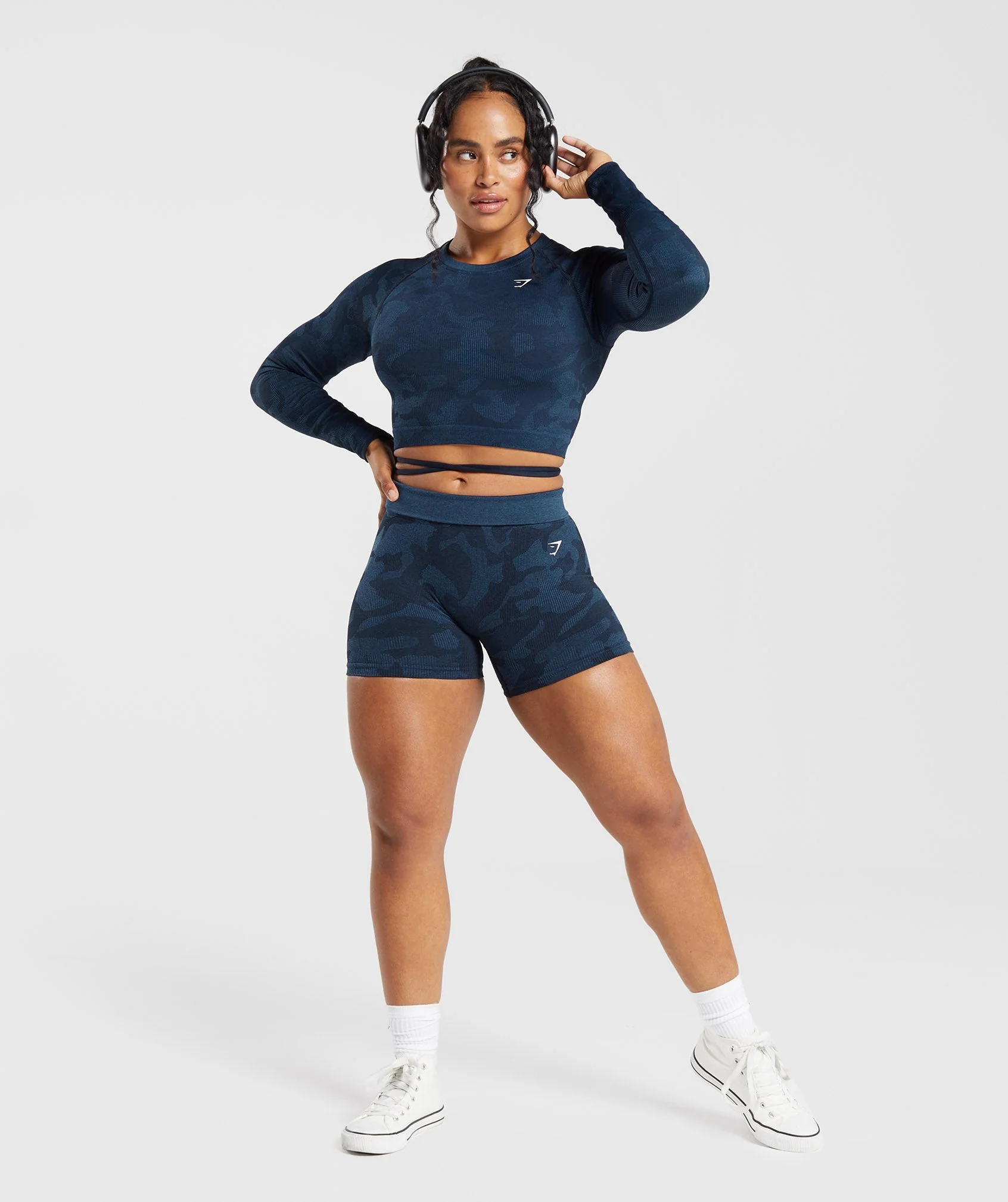 Gymshark Adapt Camo Seamless Ribbed Long Sleeve Crop Top - Midnight Blue/Ash Blue - Image 4