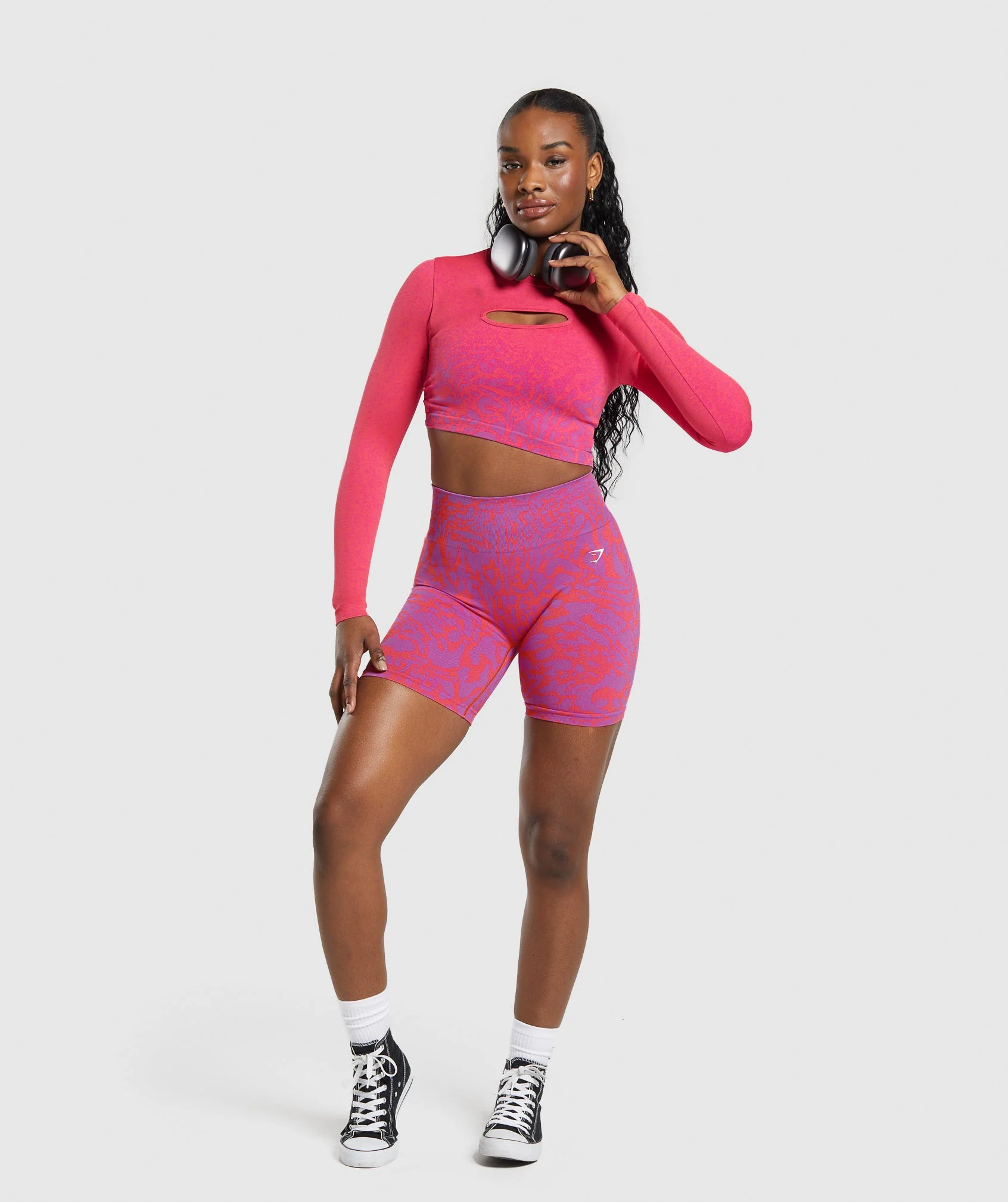 Gymshark Adapt Safari Seamless Faded Long Sleeve Top - Shelly Pink/Fly Coral - Image 4