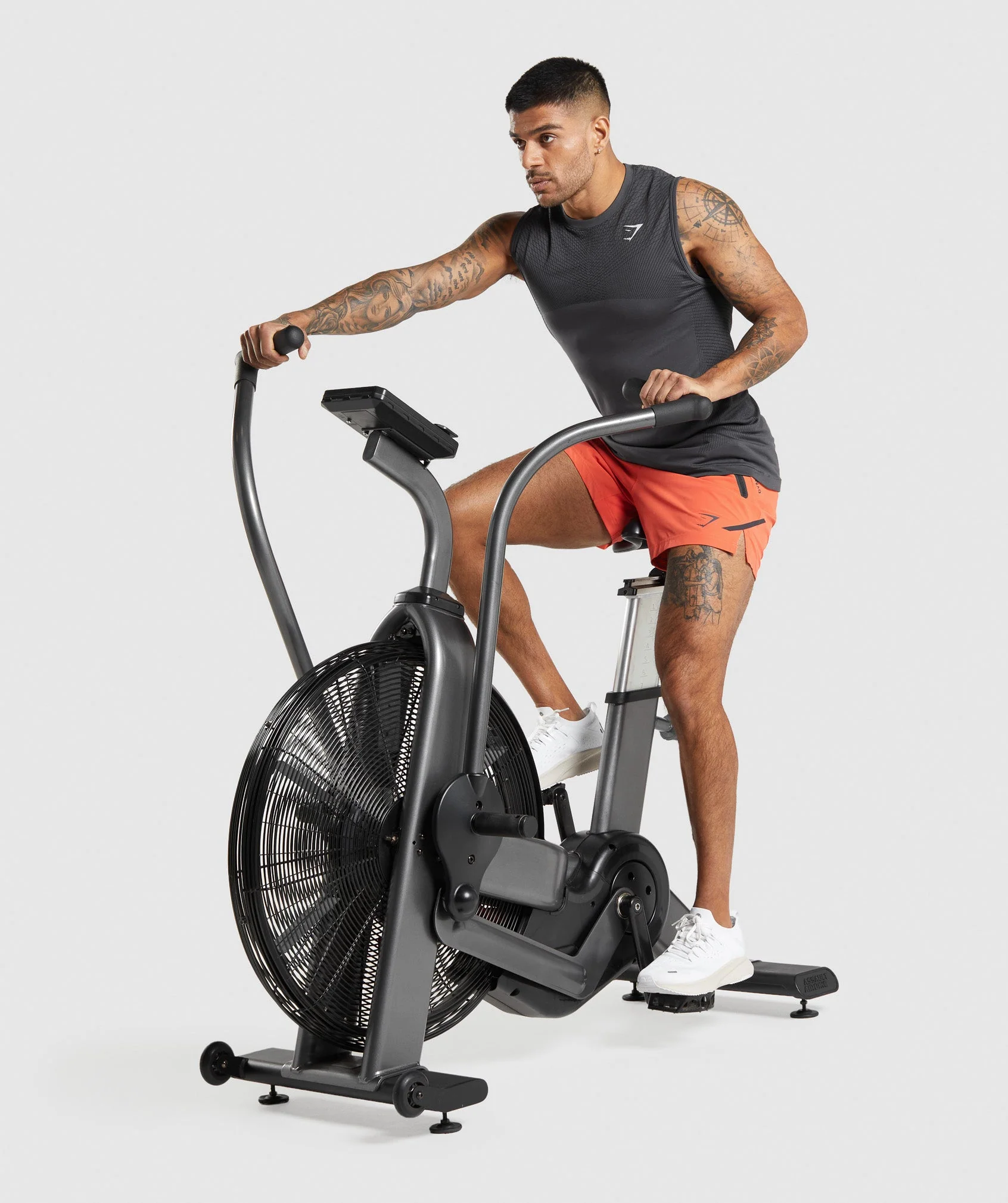 Gymshark Apex 5" Perform Shorts - Papaya Orange - Image 4
