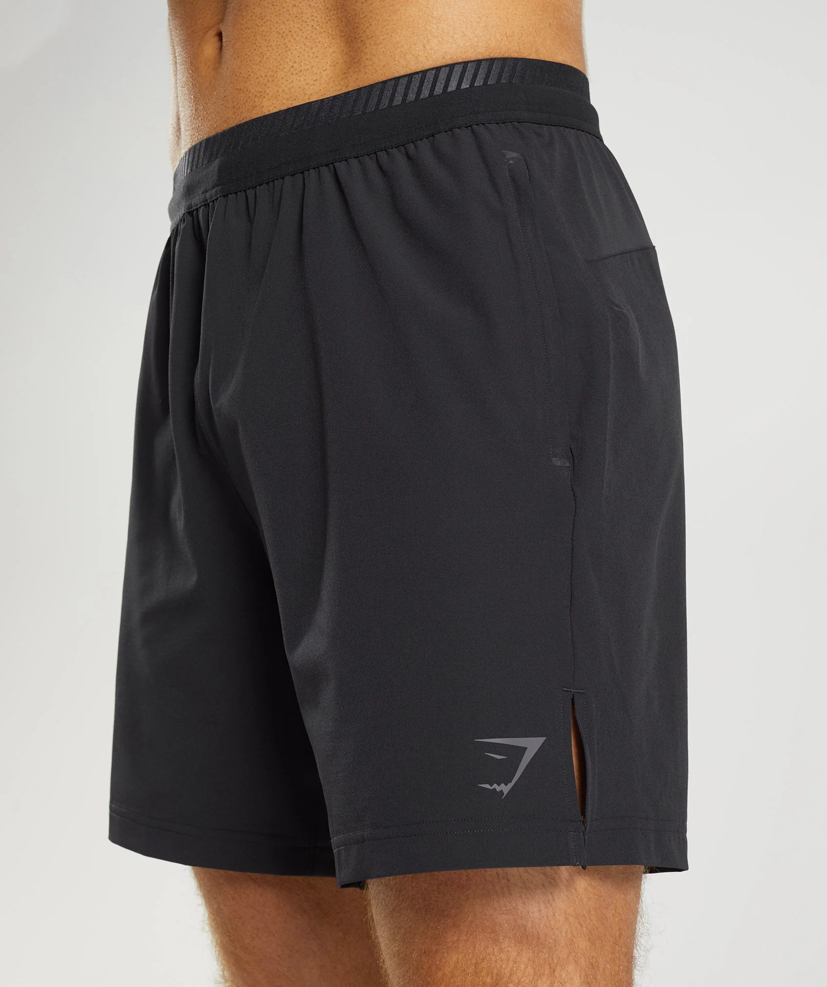Gymshark Apex 7" Hybrid Shorts - Black - Image 5