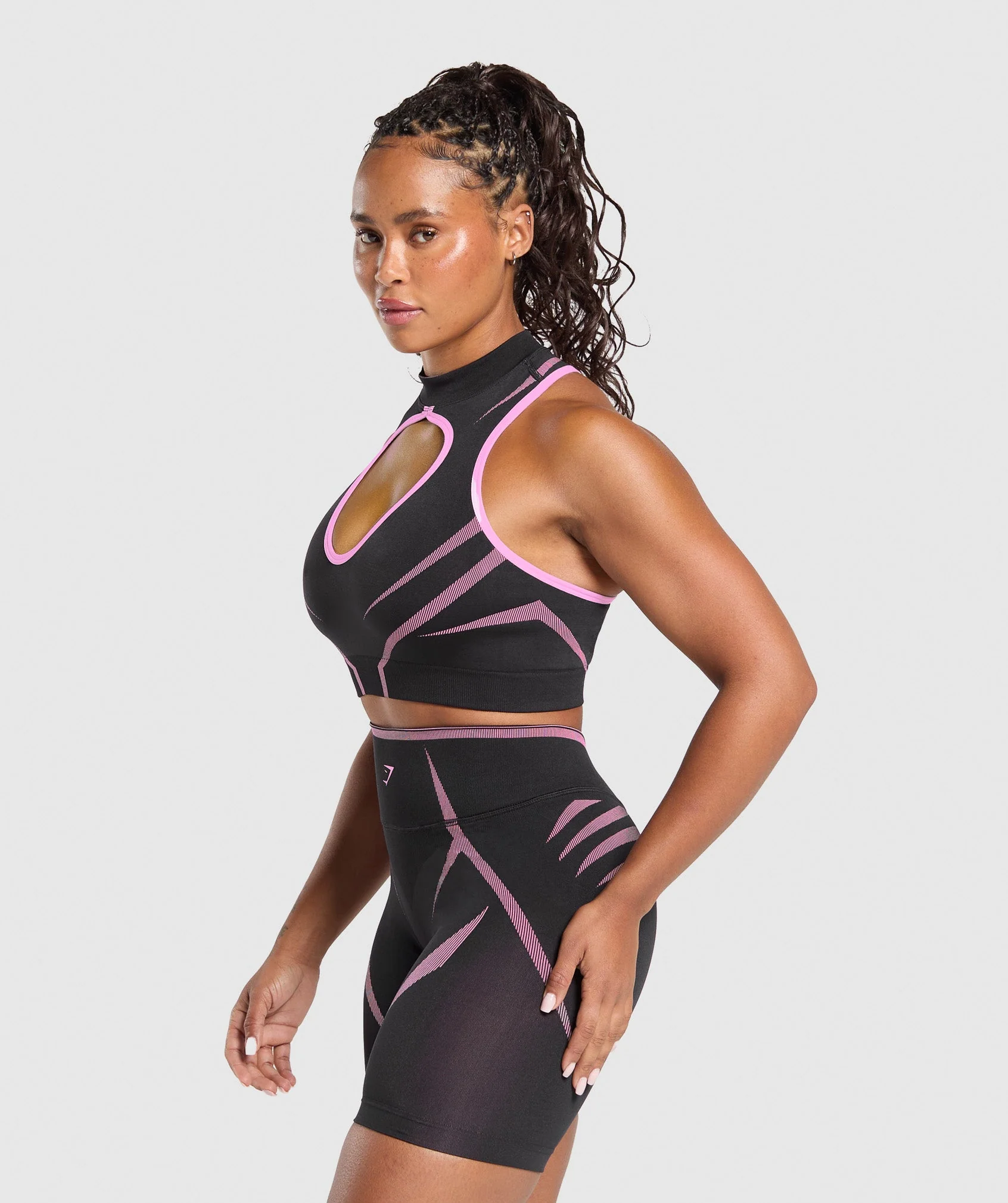 Gymshark Apex Lift Seamless Crop Top - Darkest Purple/Sour Pink - Image 3