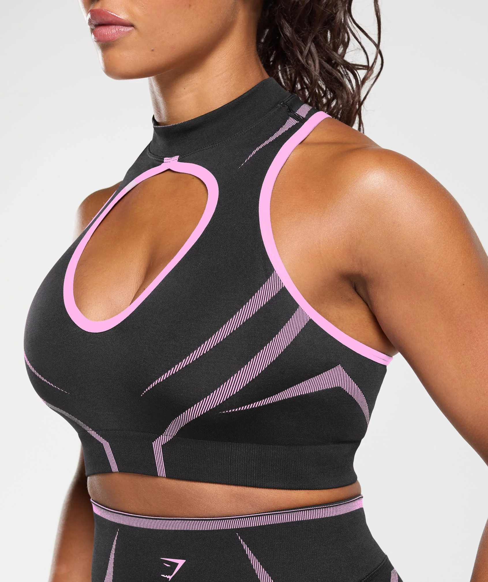 Gymshark Apex Lift Seamless Crop Top - Darkest Purple/Sour Pink - Image 5