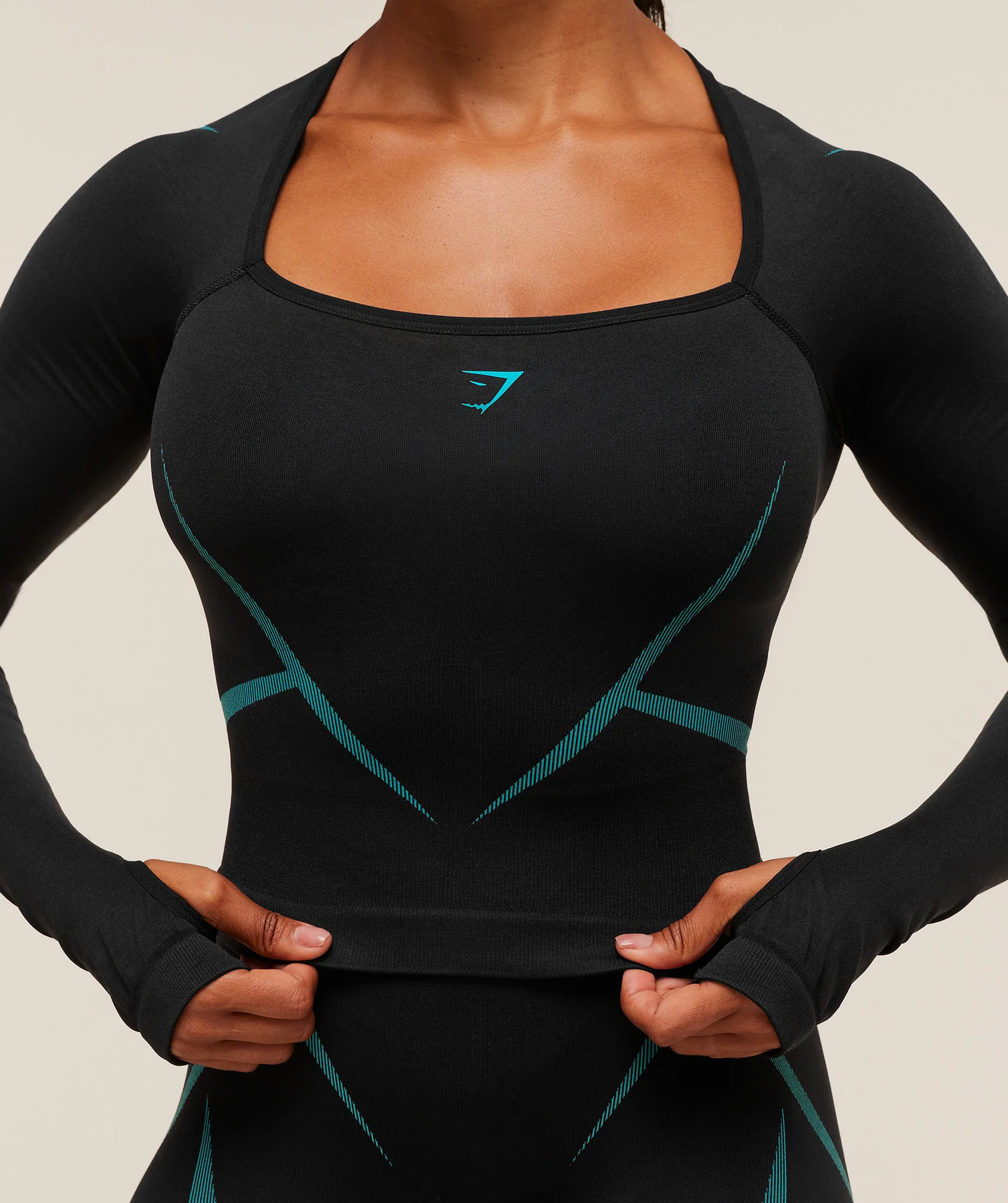 Gymshark Apex Lift Seamless Long Sleeve Crop Top - Black/Brand Blue - Image 6