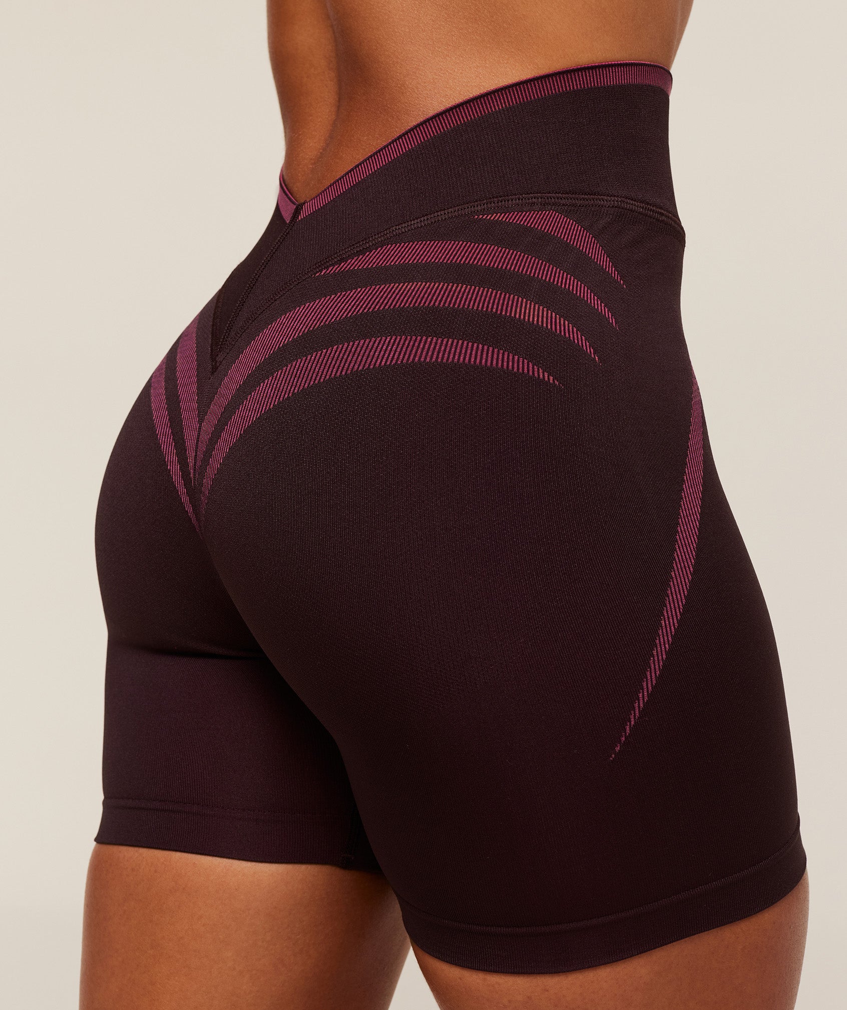 Gymshark Apex Lift Seamless Short - Cherry Purple/Build Pink - Image 5