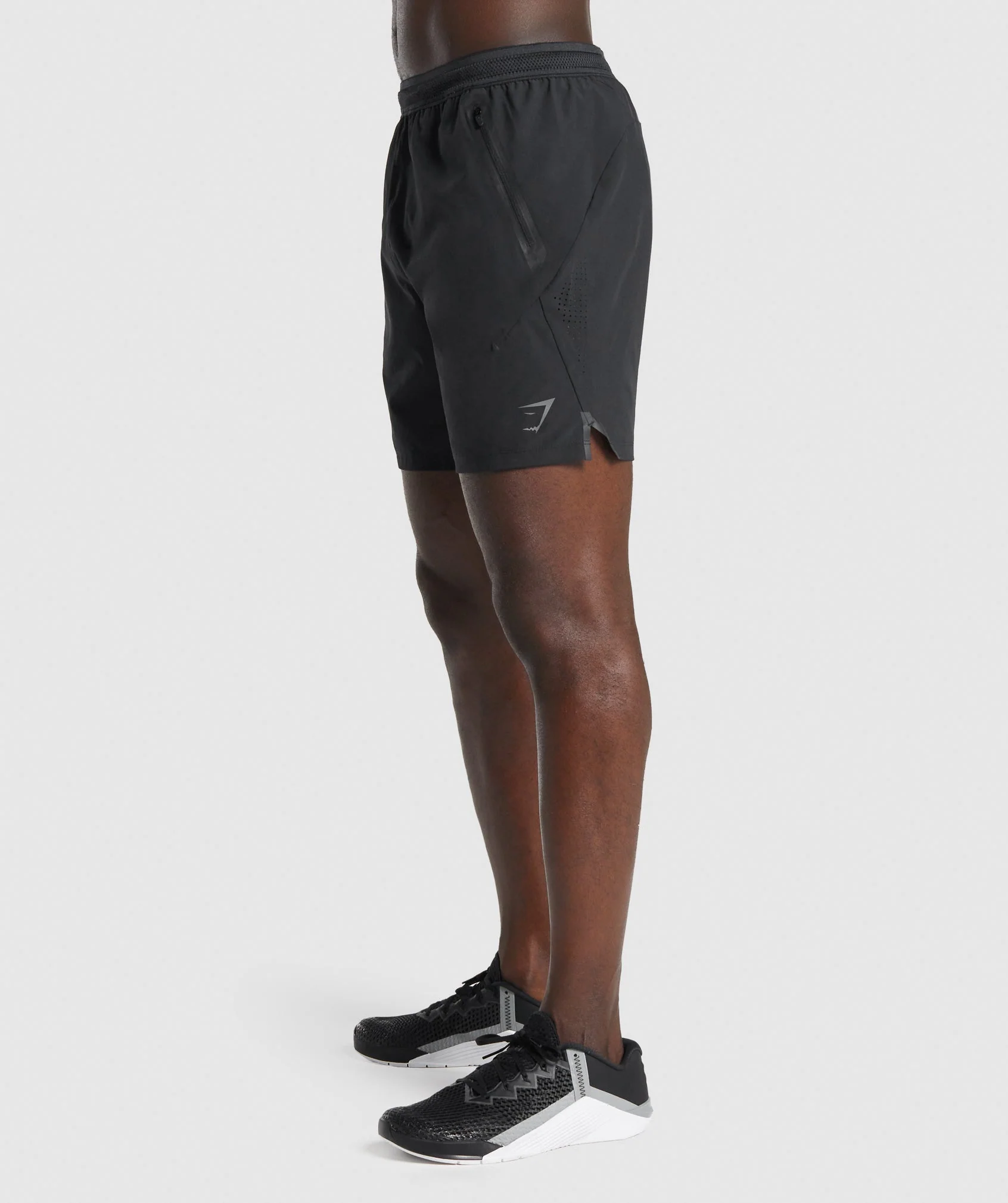 Gymshark Apex 7" Perform Shorts - Black - Image 3