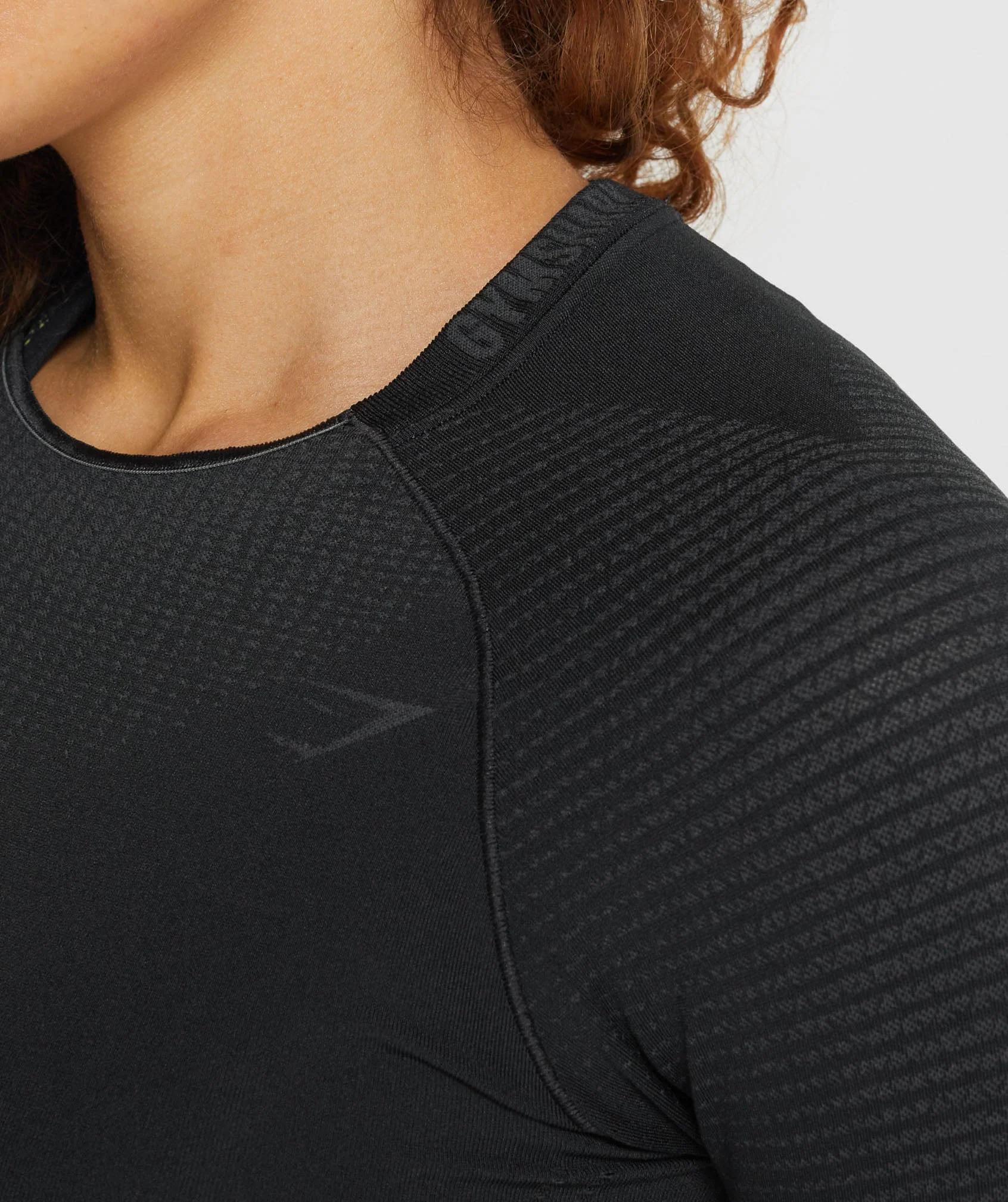 Gymshark Apex Seamless Crop Top - Black - Image 5