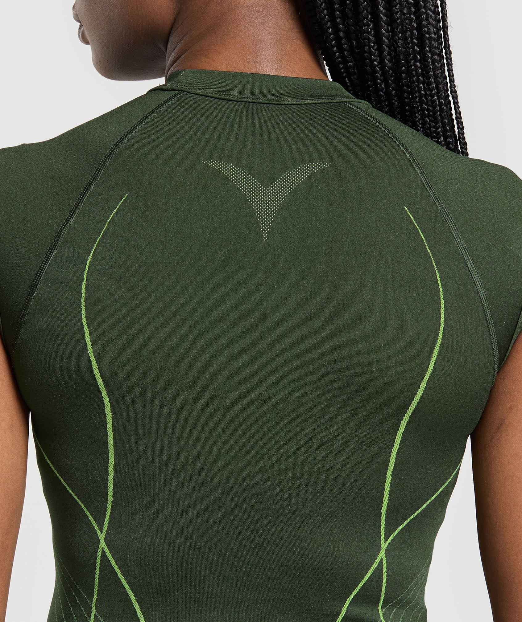 Gymshark Apex Seamless Midi T-Shirt - Trail Green/Energy Gelato Green - Image 6