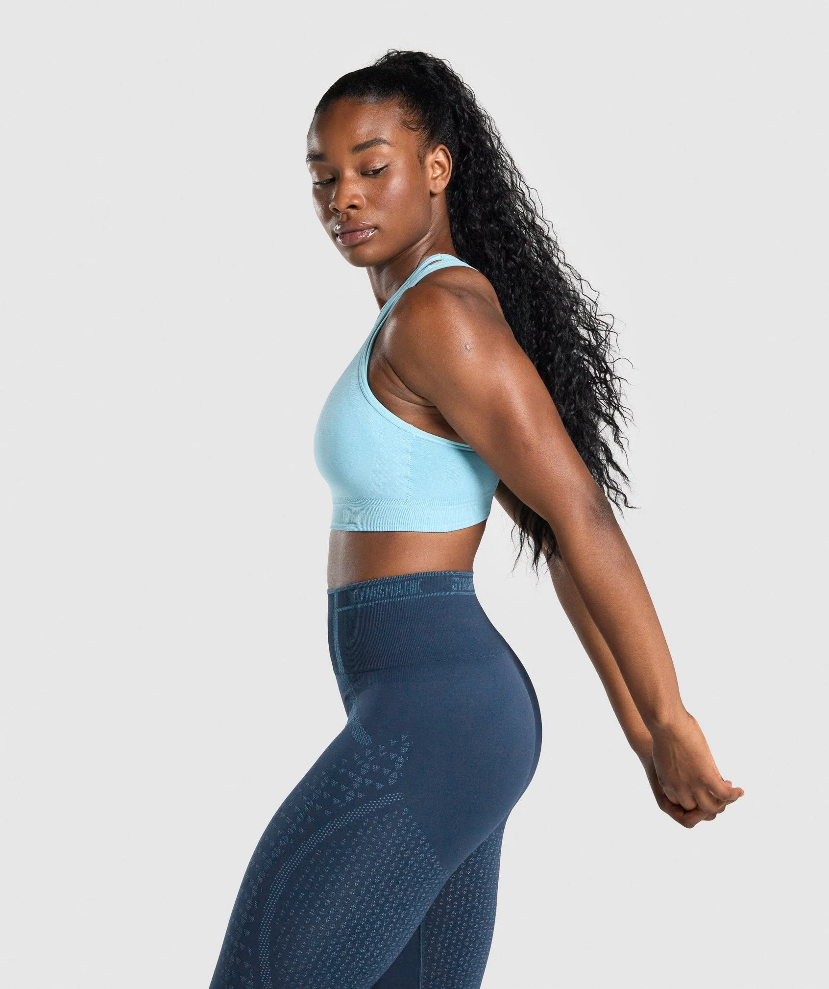 Gymshark Apex Seamless Sports Bra - Light Blue - Image 3