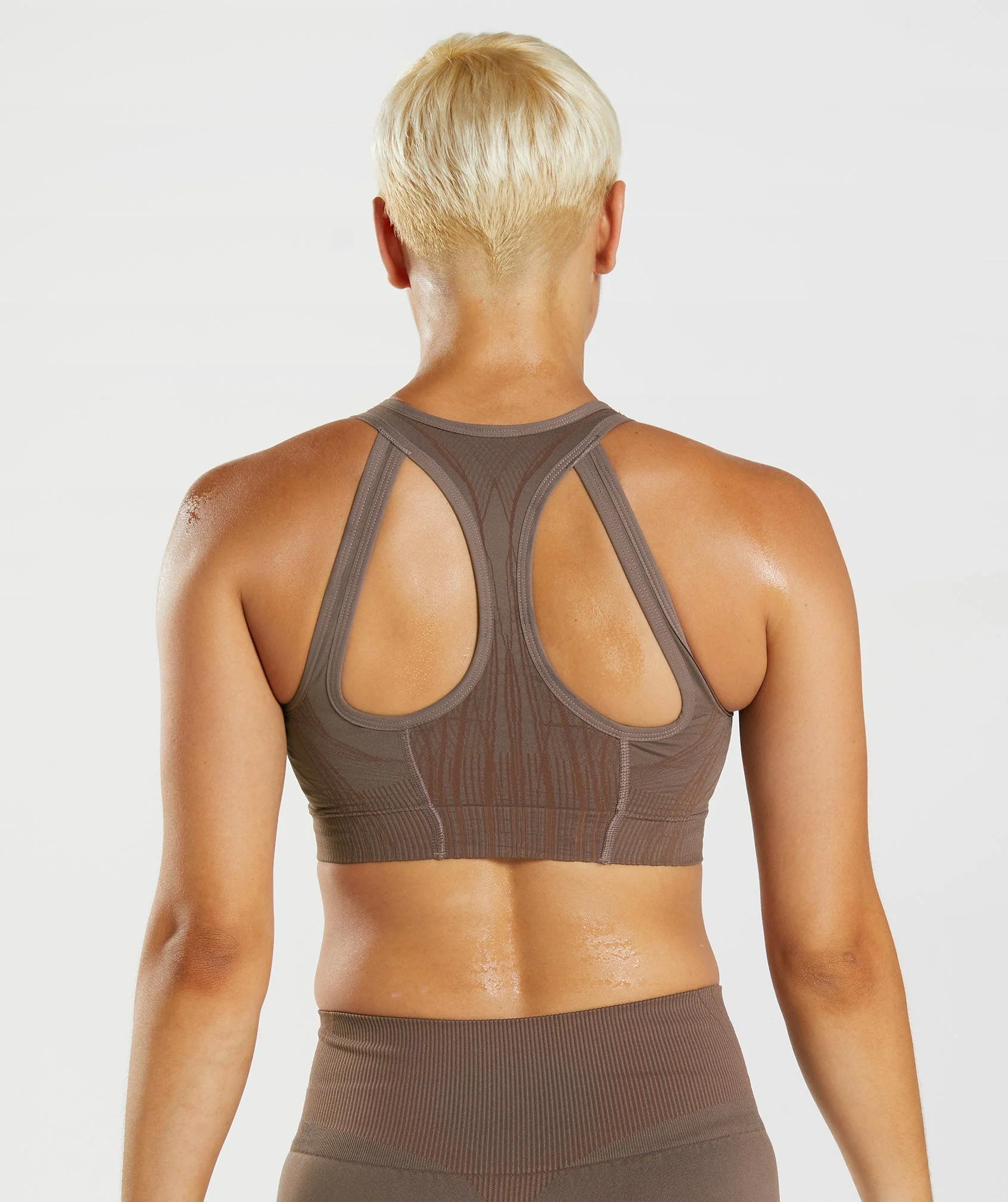 Gymshark Apex Seamless Sports Bra - Truffle Brown/Cherry Brown - Image 2
