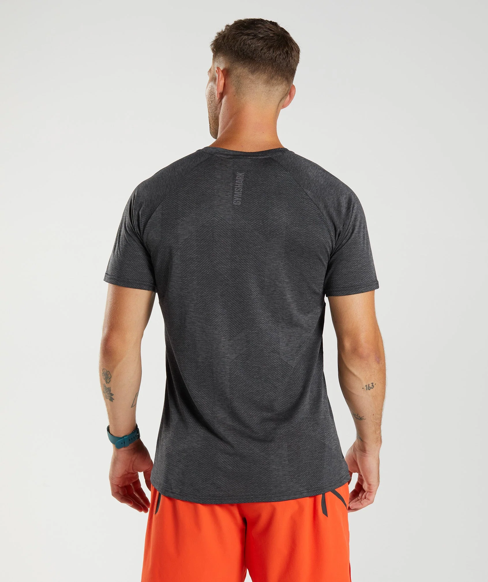 Gymshark Apex T-Shirt - Black/Silhouette Grey - Image 2