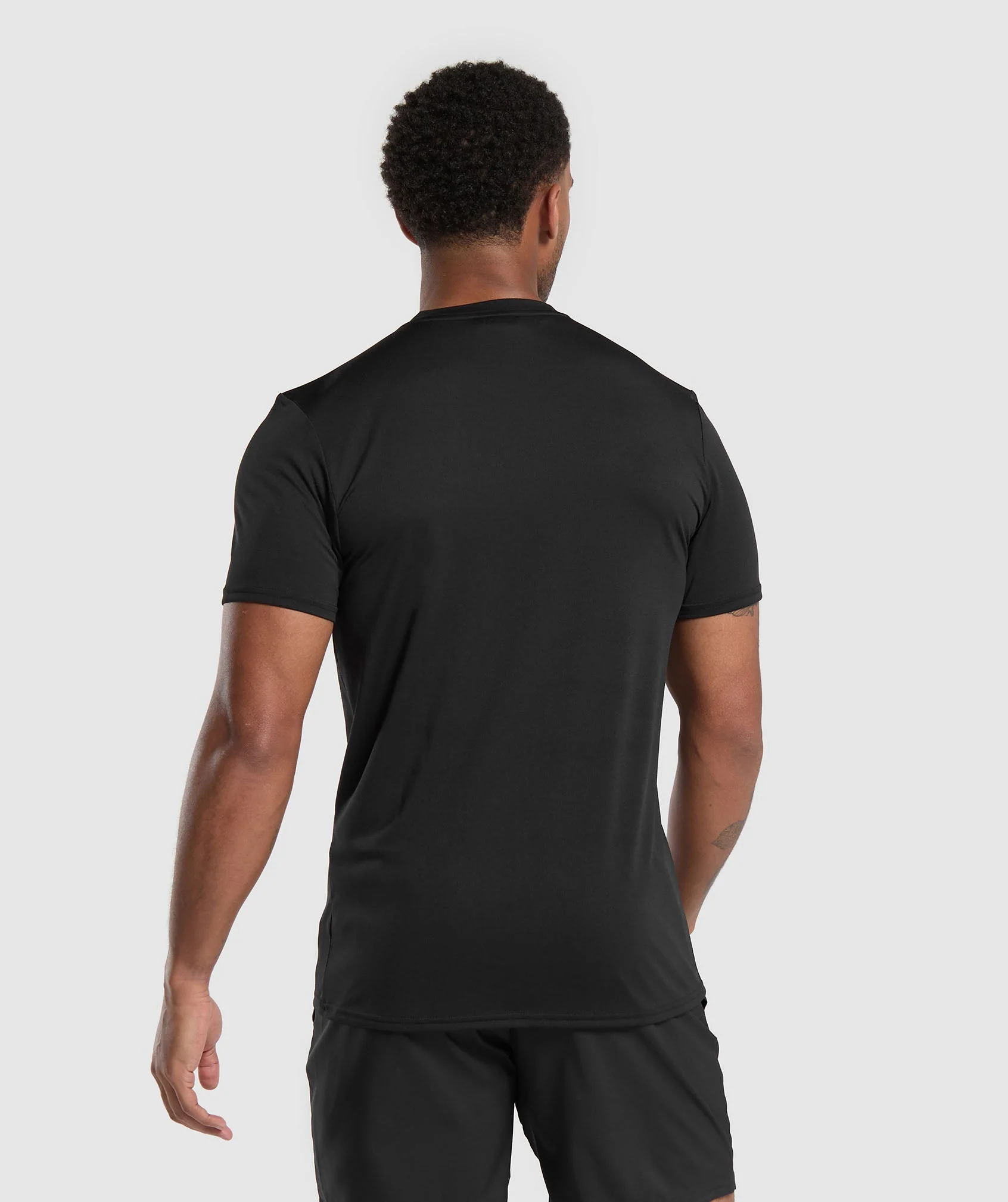 Gymshark Arrival V-Neck T Shirt - Black - Image 2