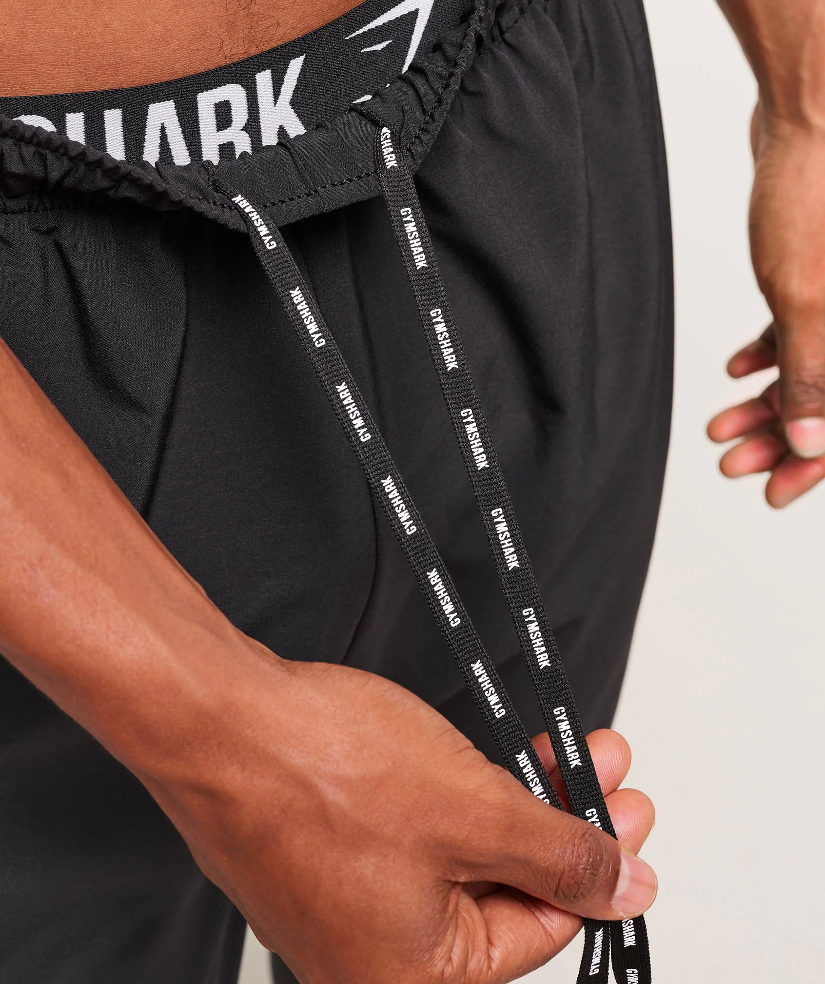 Gymshark Arrival Woven Tall Joggers - Black - Image 5