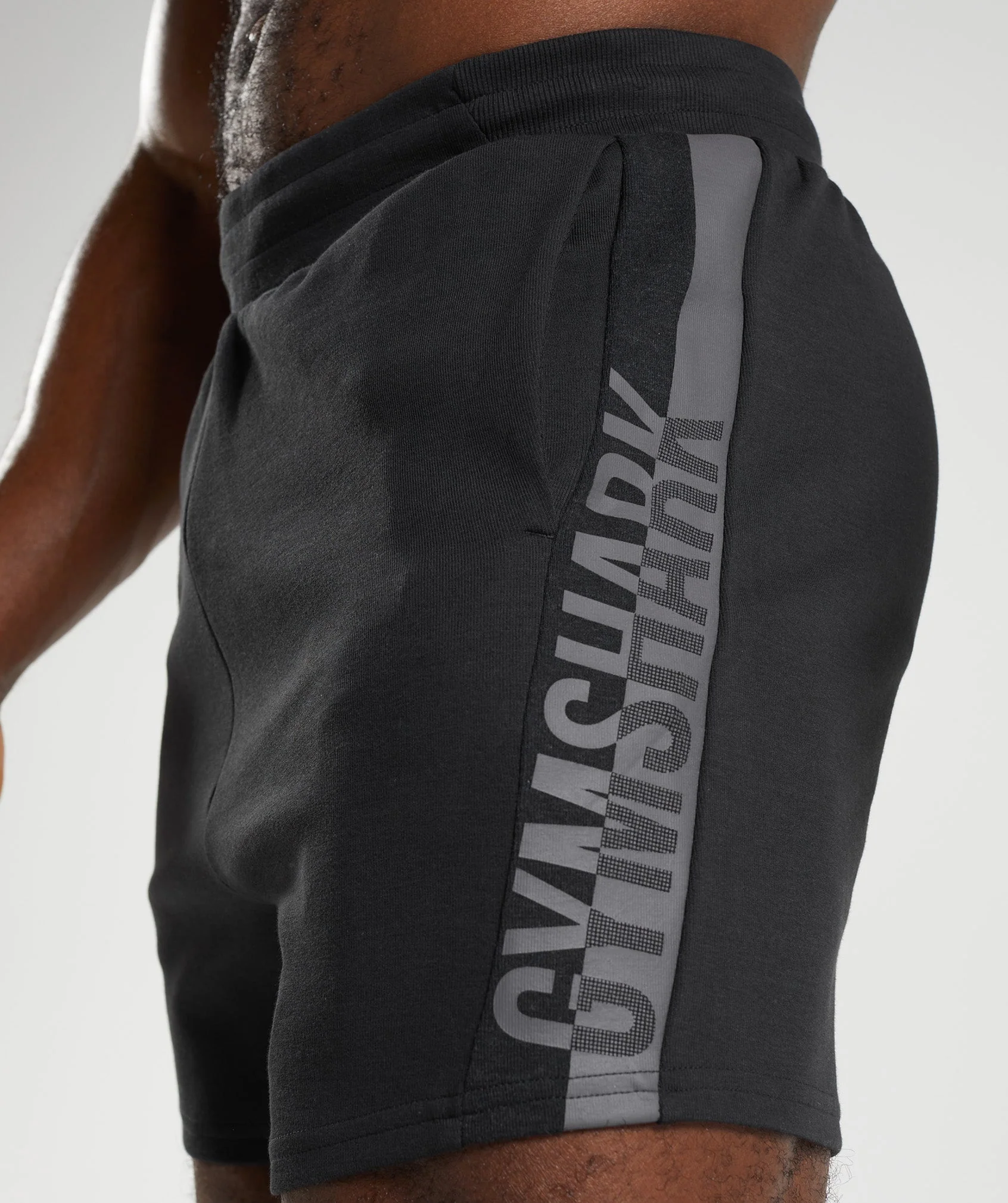 Gymshark Bold React 5" Shorts - Black - Image 5