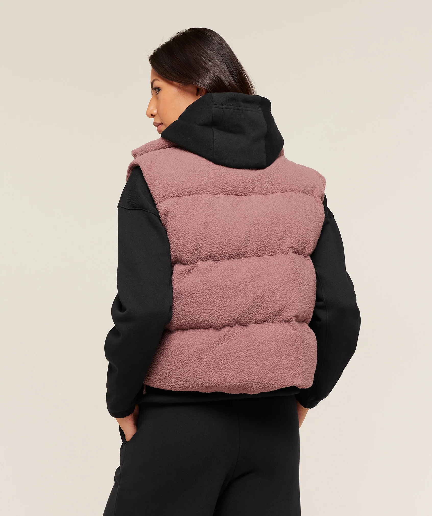 Gymshark Borg Puffer Vest - Chestnut Pink - Image 2