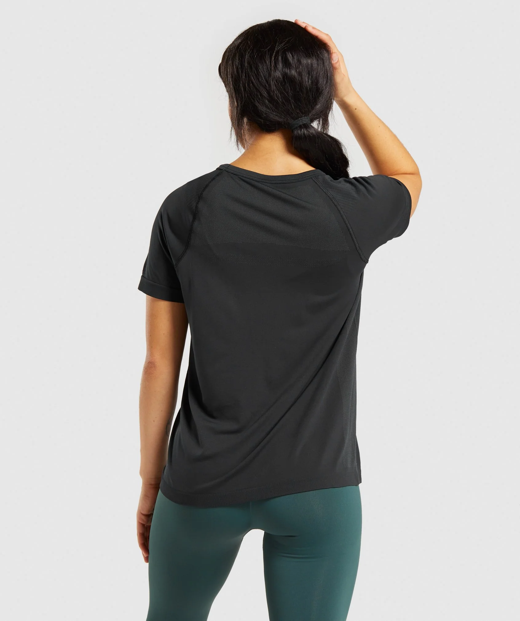 Gymshark Breeze Lightweight Seamless T-Shirt - Black - Image 2