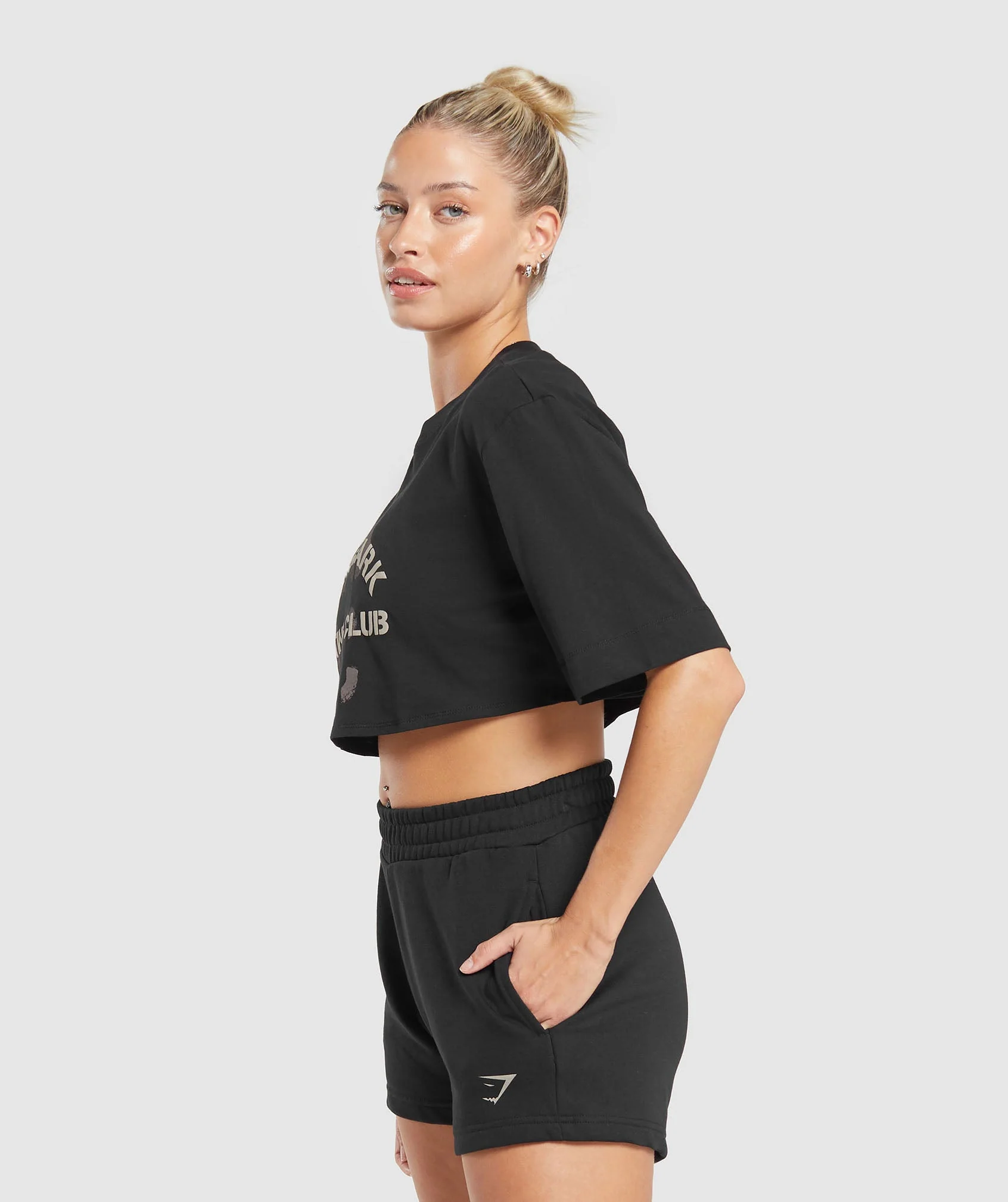 Gymshark Built Crop Top - Black - Image 3