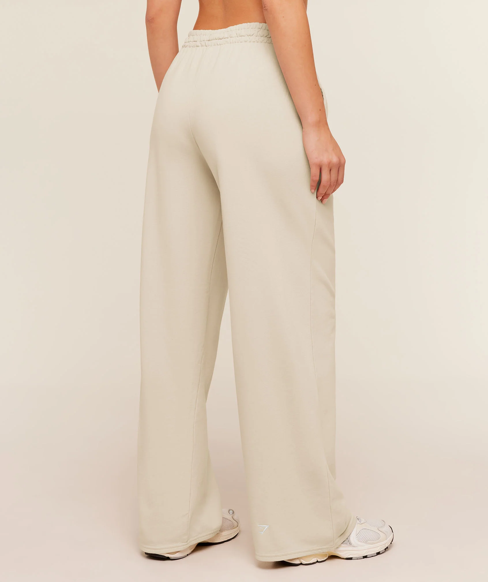Gymshark Chainstitch Graphic Wide Leg Joggers - Pebble Grey/Wash - Image 2