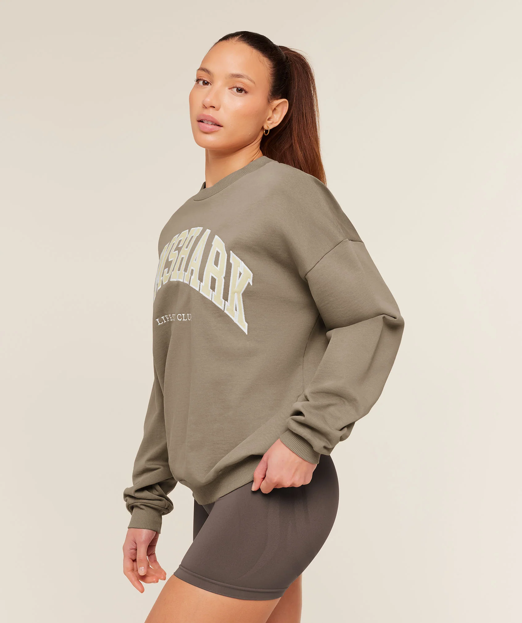 Gymshark Collegiate Graphic Crew Neck Pullover - Lifestyle Brown - Image 2
