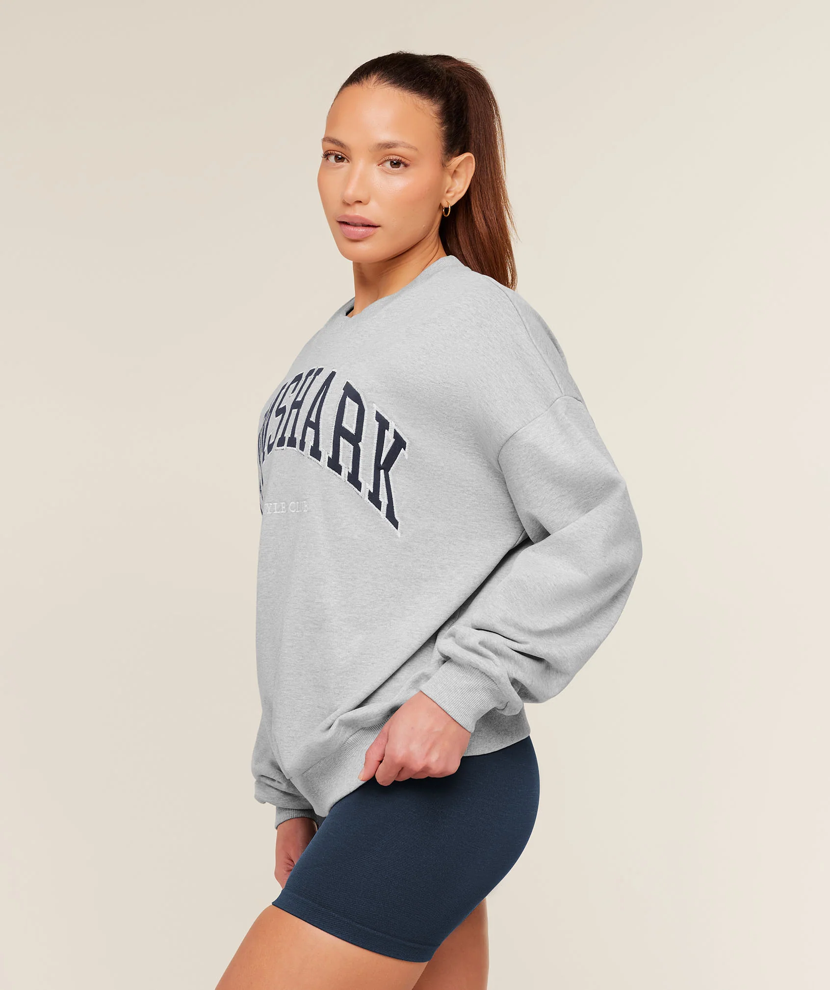Gymshark Collegiate Graphic Crew Neck Pullover - Light Grey Core Marl - Image 3