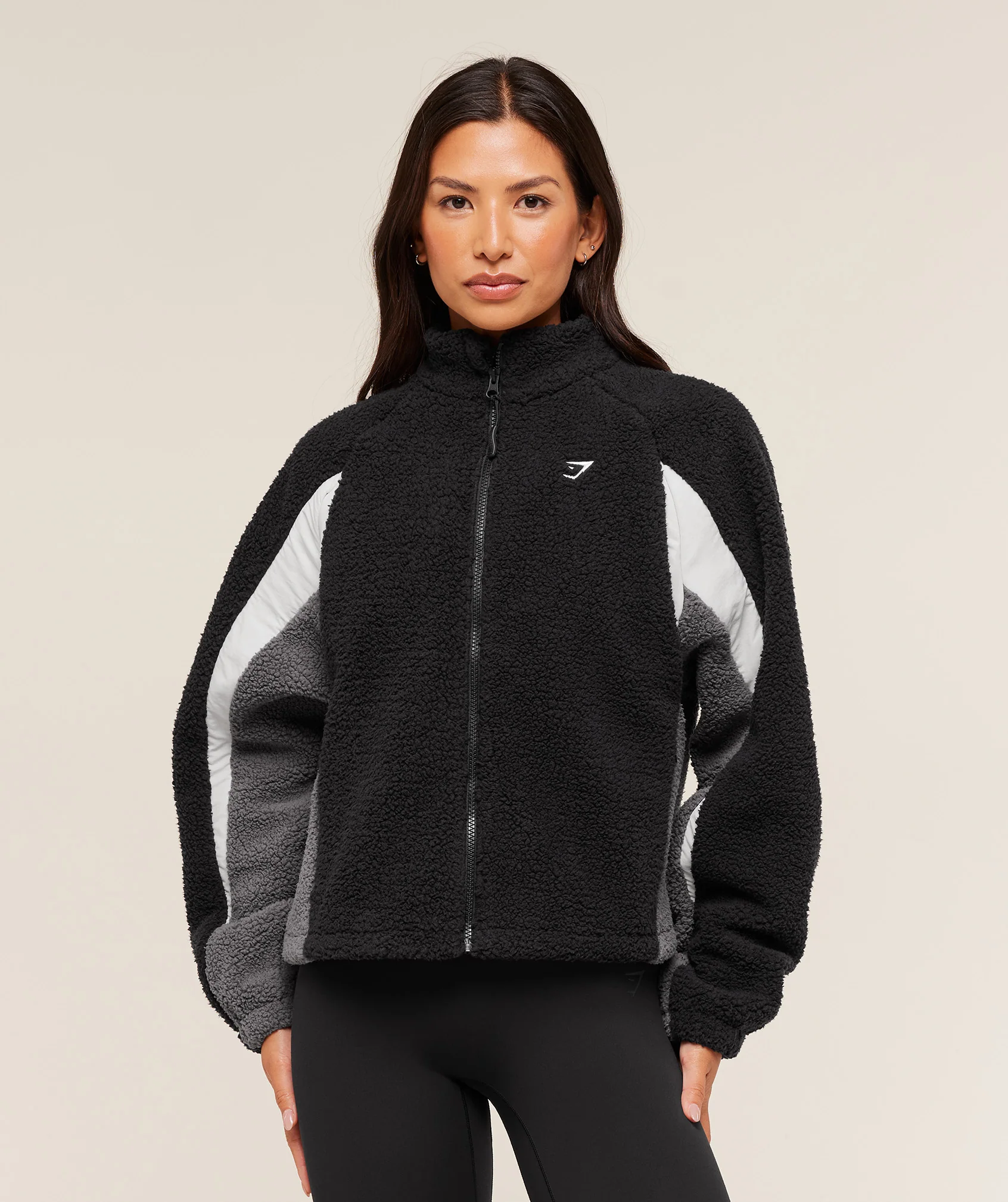 Gymshark Contrast Sherpa Jacket - Black/Graphite Grey/Oat White - Image 2
