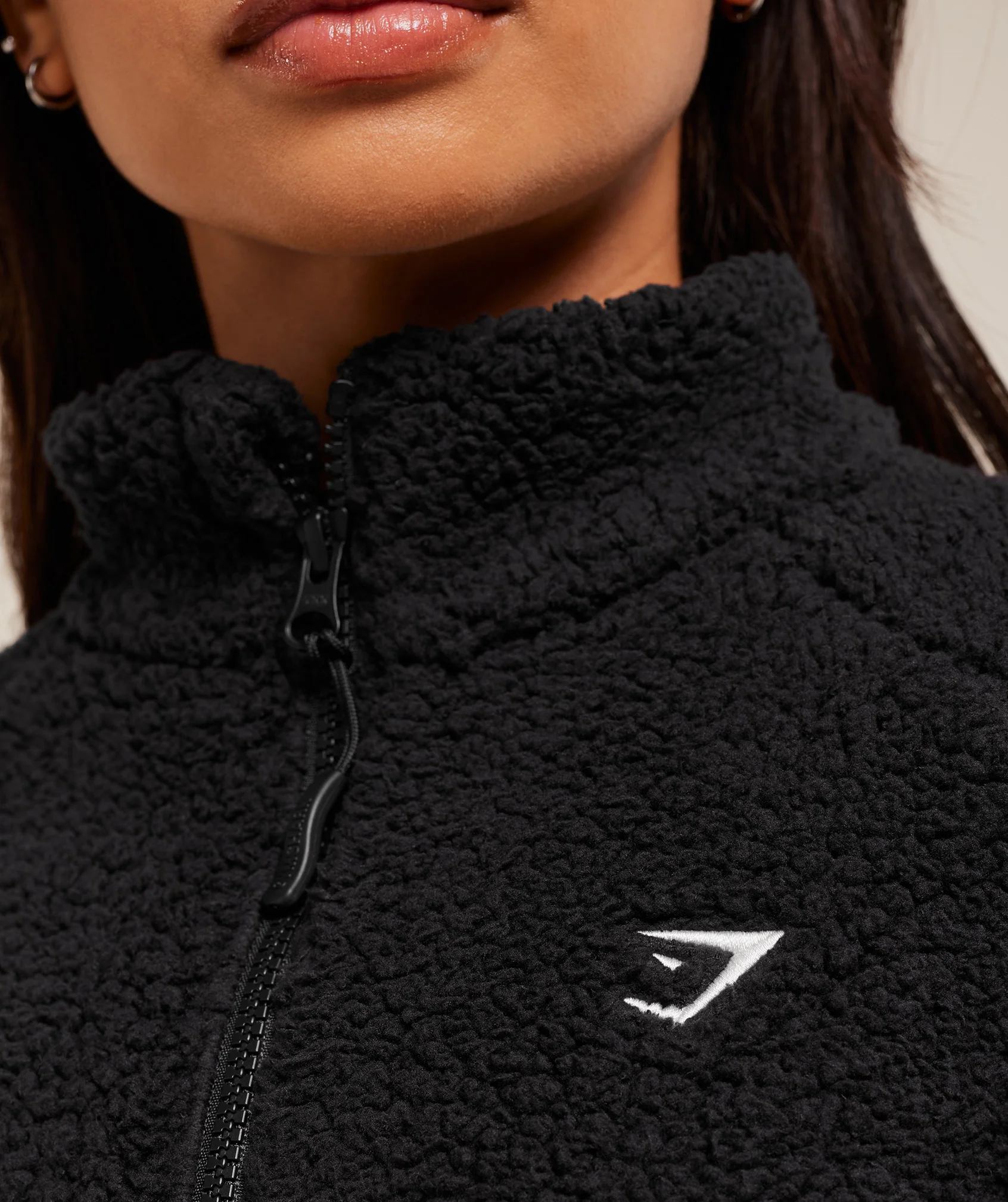 Gymshark Contrast Sherpa Jacket - Black/Graphite Grey/Oat White - Image 7