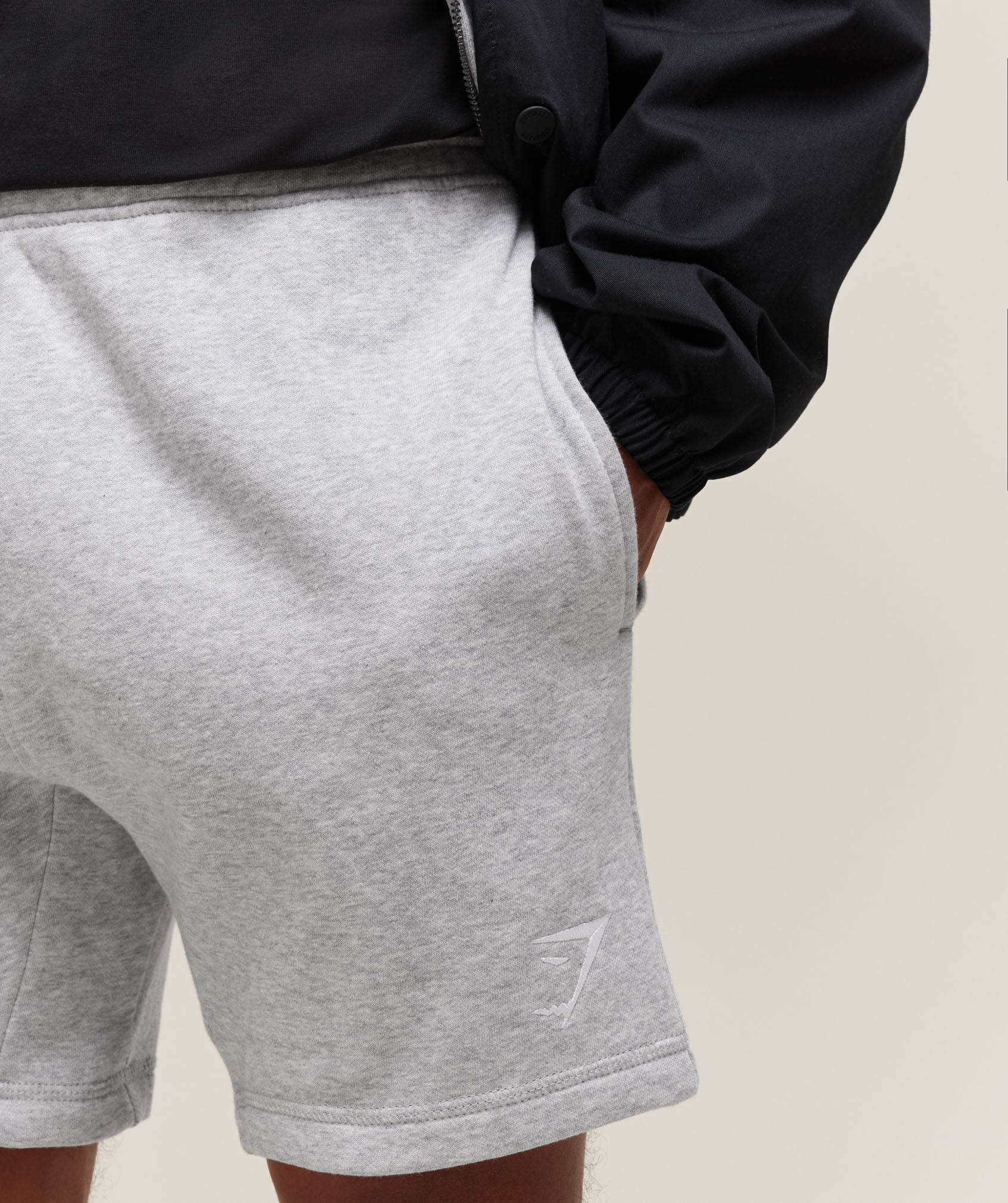 Gymshark Crest 7" Shorts - Light Grey Marl - Image 3