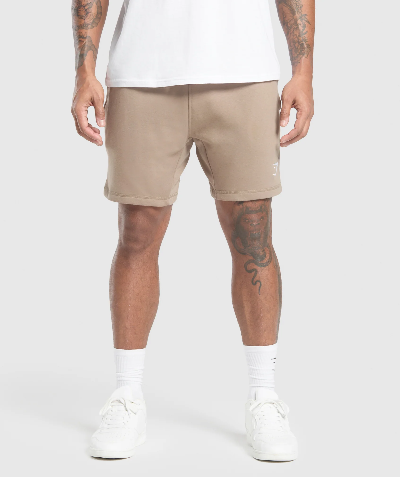 Gymshark Crest 7" Shorts - Lifestyle Brown