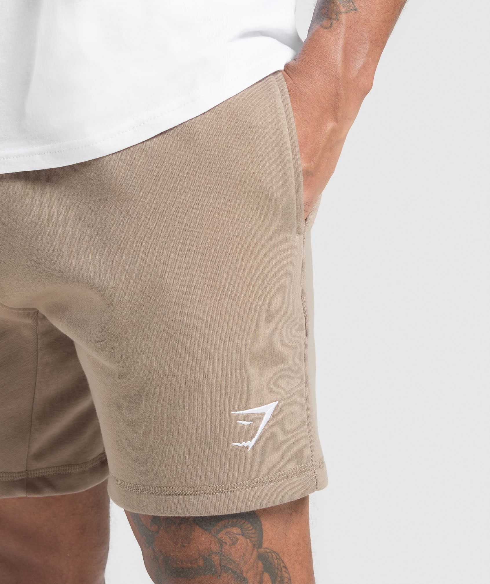 Gymshark Crest 7" Shorts - Lifestyle Brown - Image 5