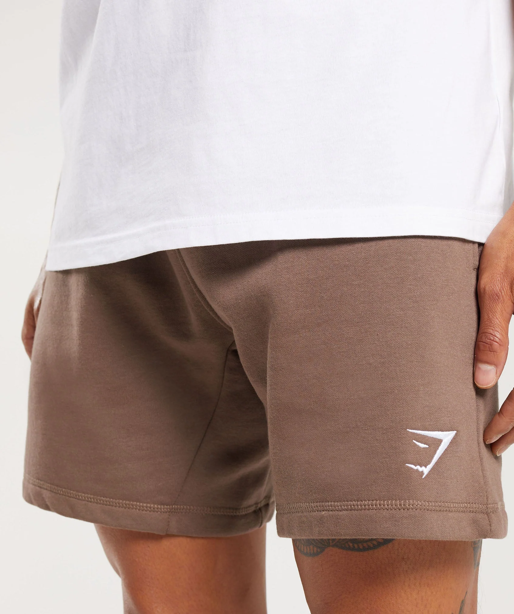 Gymshark Crest 7" Shorts - Truffle Brown - Image 5