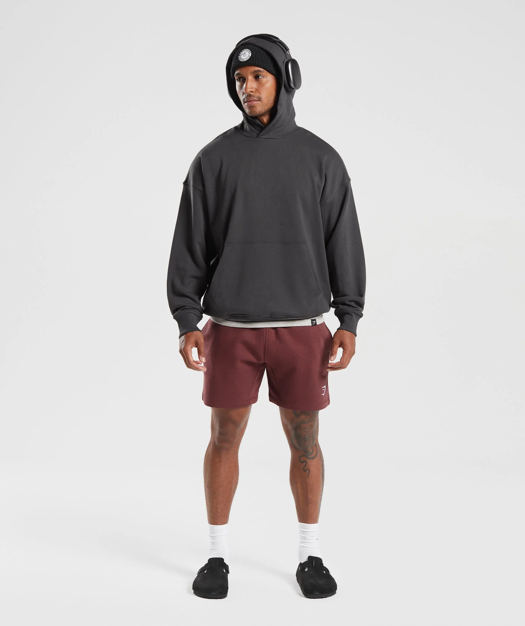 Gymshark Crest 7" Shorts - Washed Burgundy - Image 4