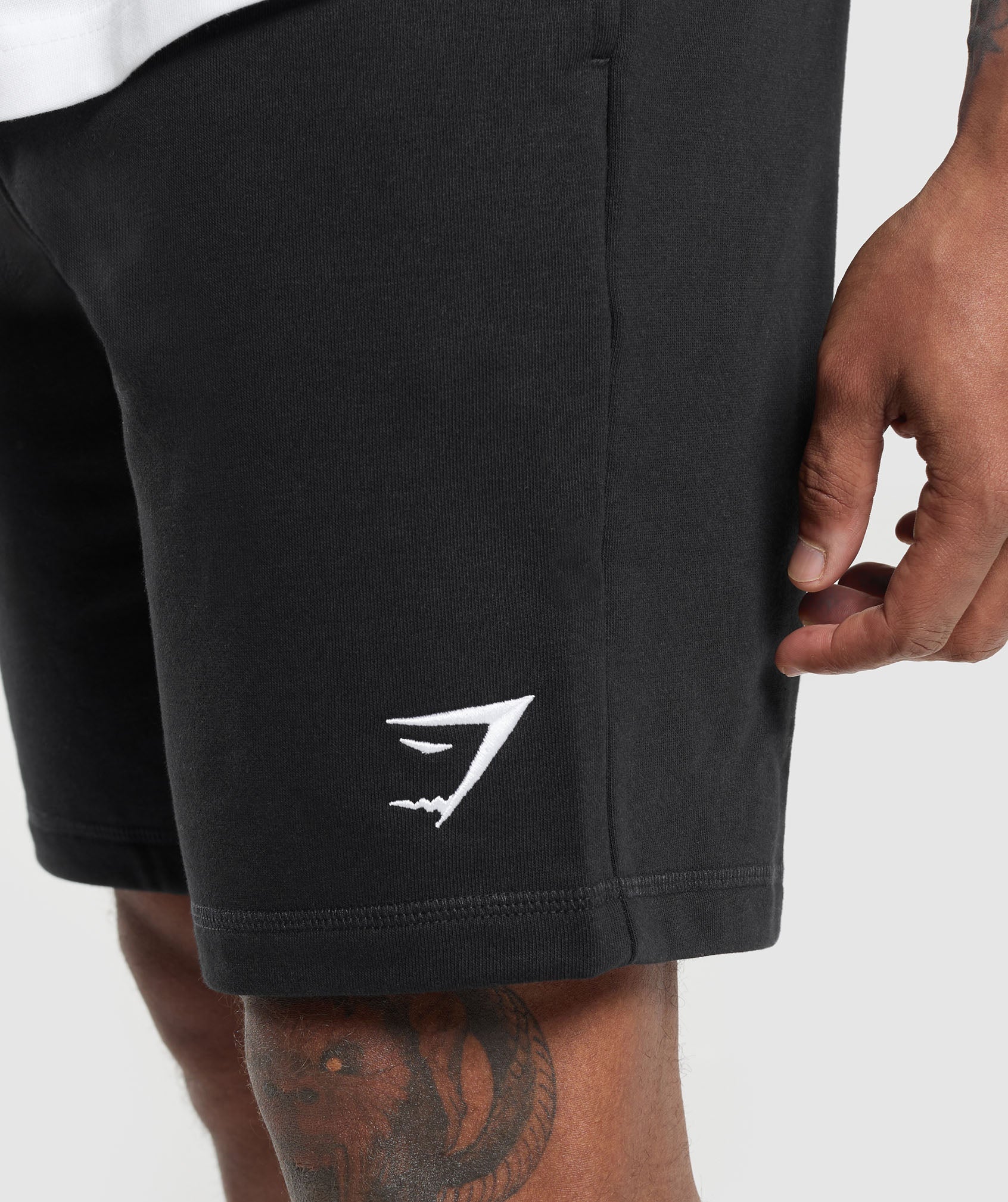 Gymshark Crest 9" Shorts - Black - Image 6