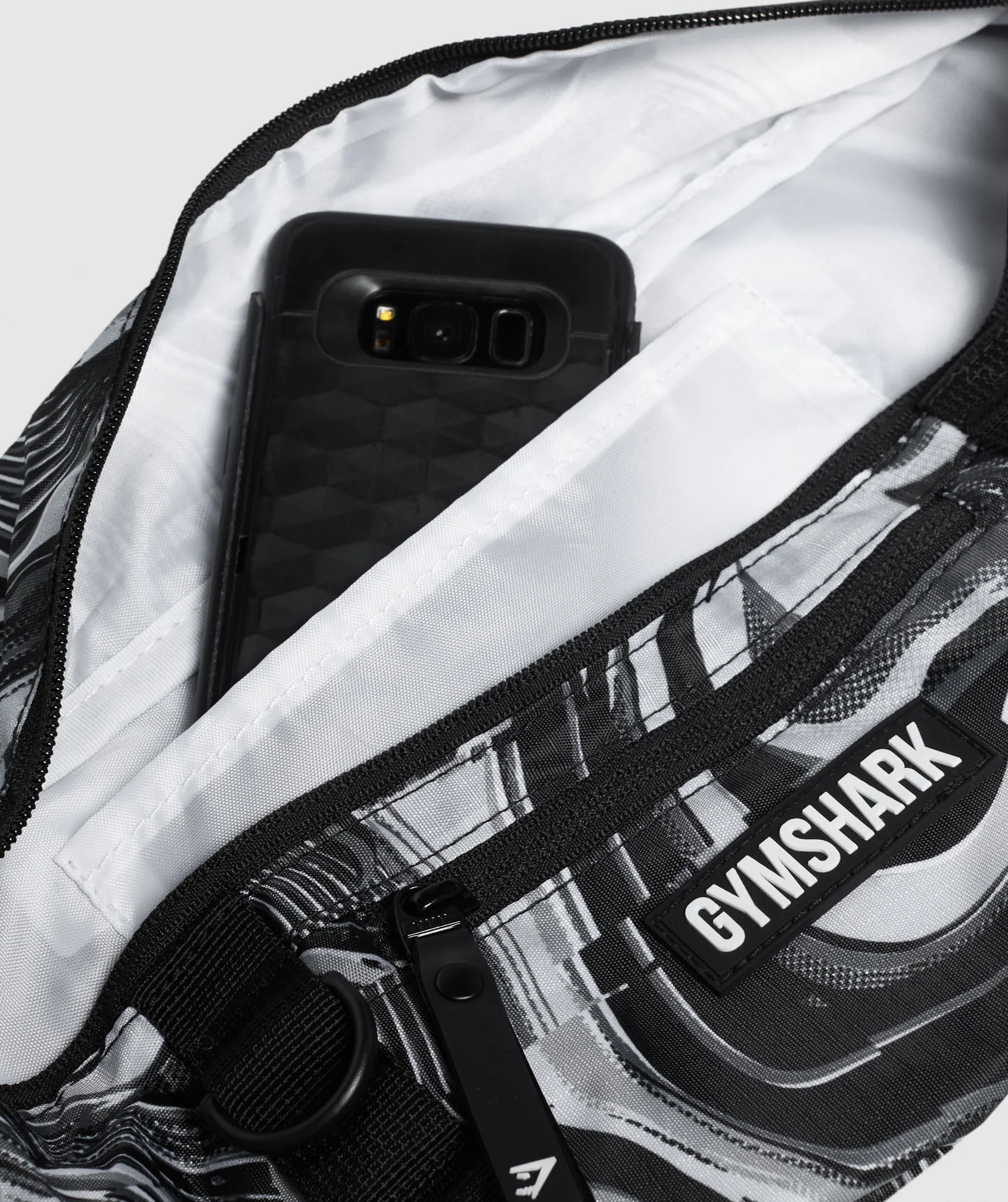Gymshark Cross Body Bag - Black/White - Image 6