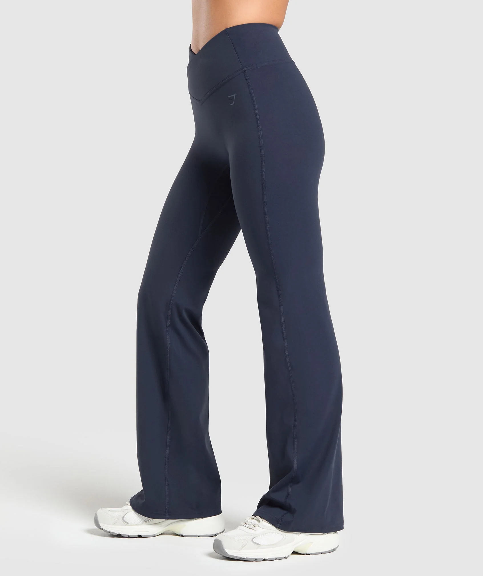Gymshark Crossover Flared Regular Leggings - Heavy Blue - Image 3