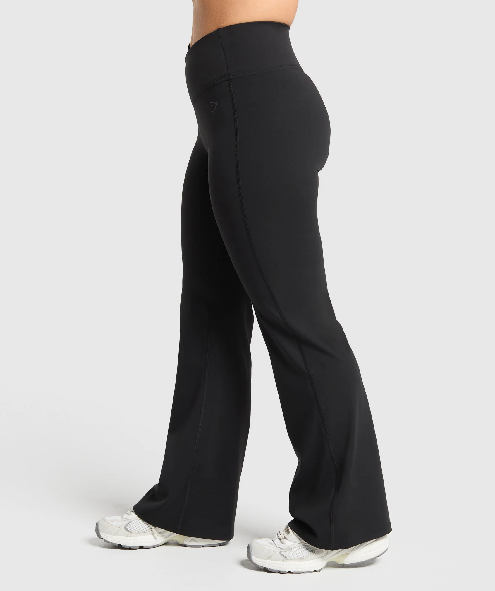 Gymshark Crossover Flared Leggings - Black - Image 3