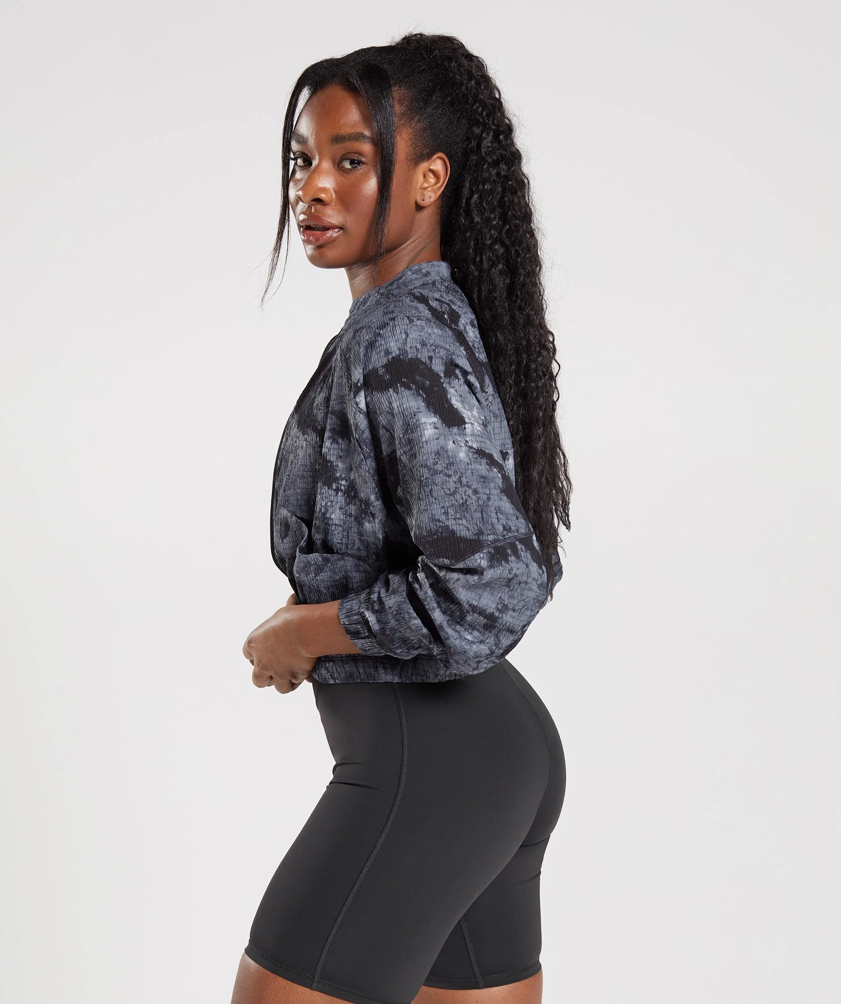 Gymshark Elevate Woven Jacket - Coin Grey Spray Dye - Image 3