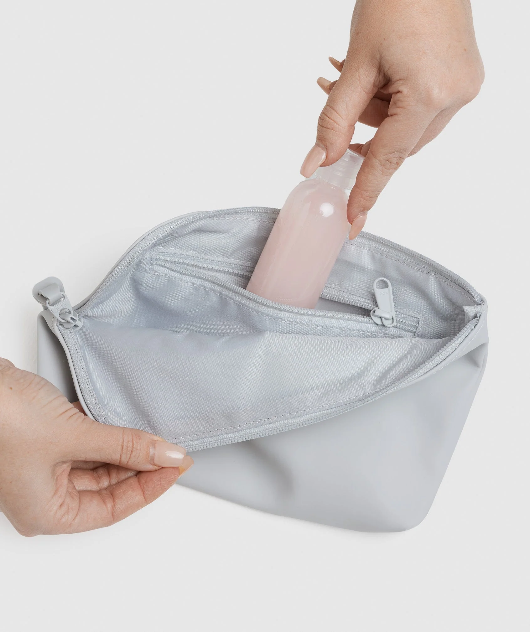 Gymshark Everyday Zip Pouch - Light Grey - Image 2