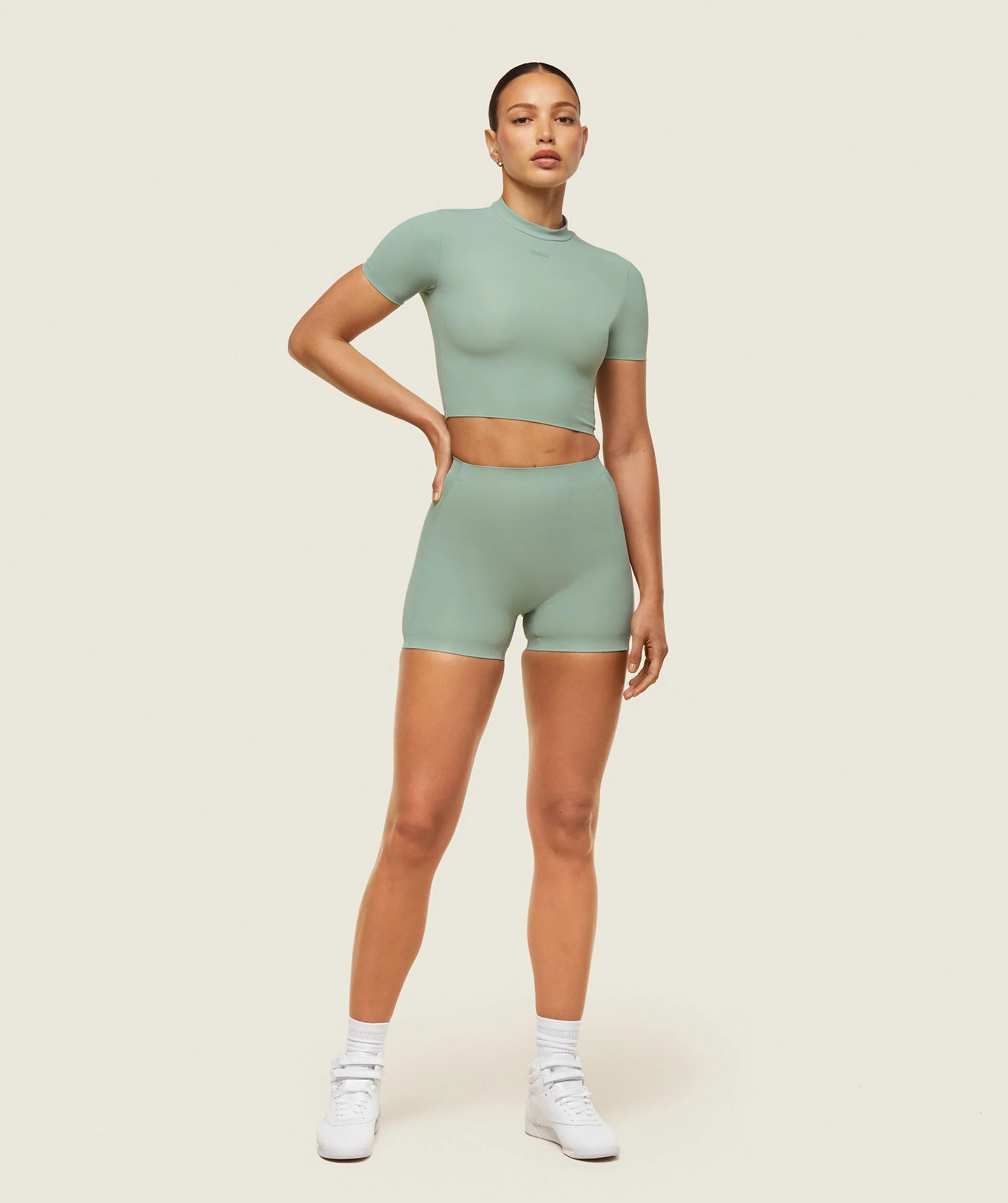 Gymshark everywear Cropped Active Tee - Dollar Green - Image 2