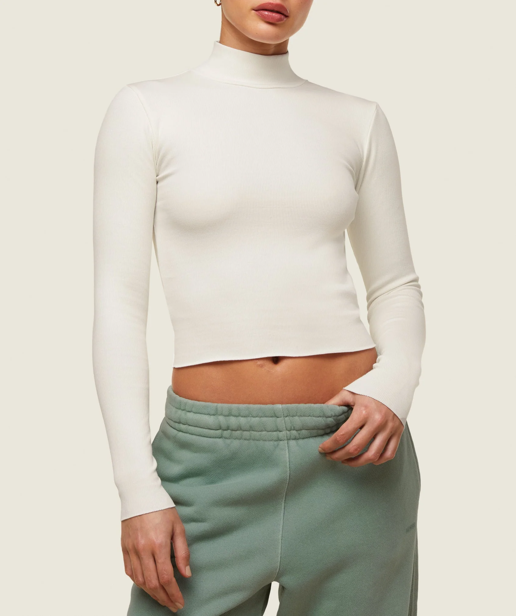 Gymshark everywear Long Sleeve Ribbed Turtle Neck - Soft White - Image 4