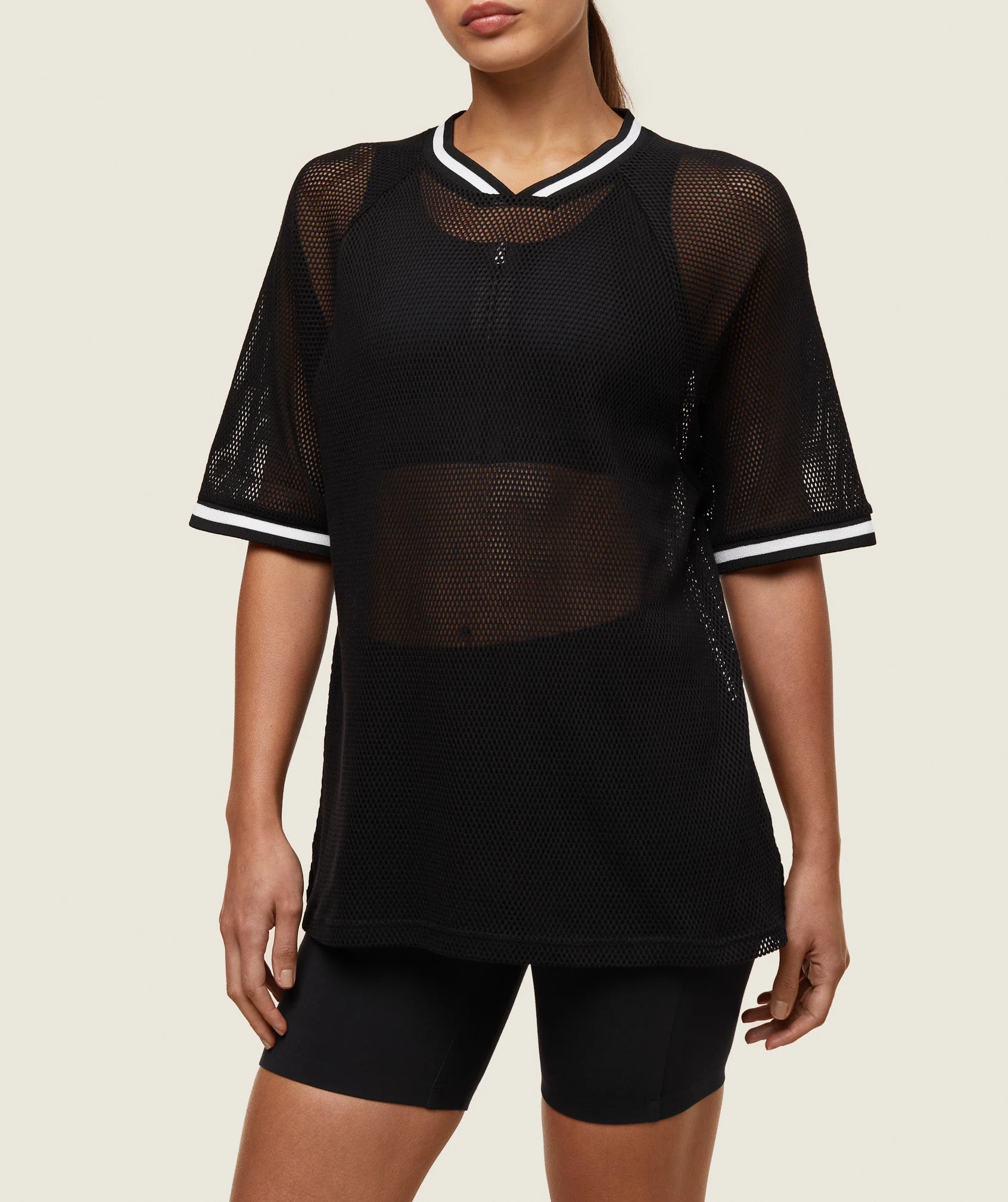 Gymshark everywear Mesh Layering Tee - Black/Soft White - Image 4