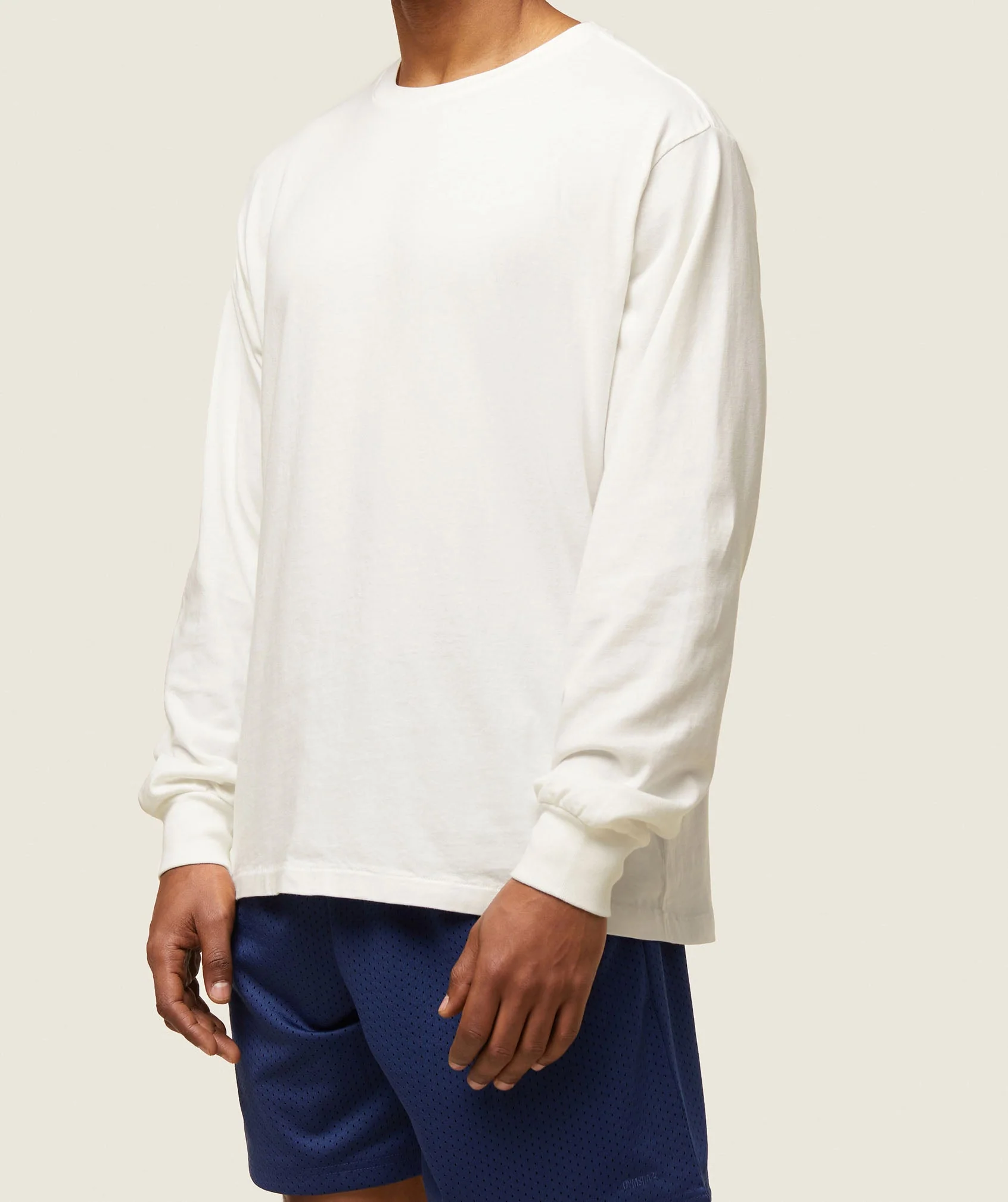 Gymshark everywear Relaxed Long Sleeve Tee - Soft White - Image 4