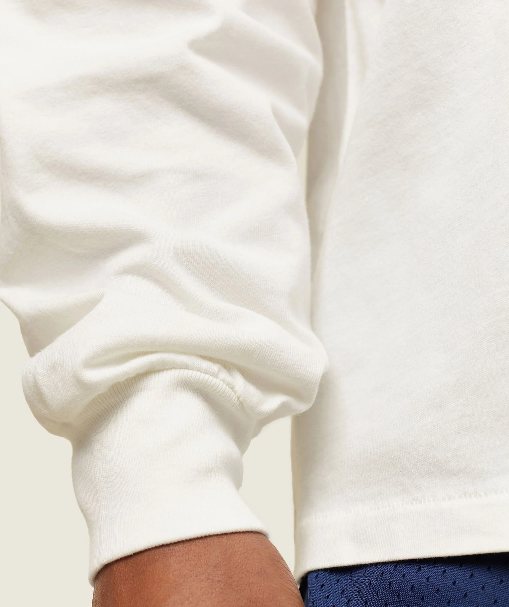 Gymshark everywear Relaxed Long Sleeve Tee - Soft White - Image 6