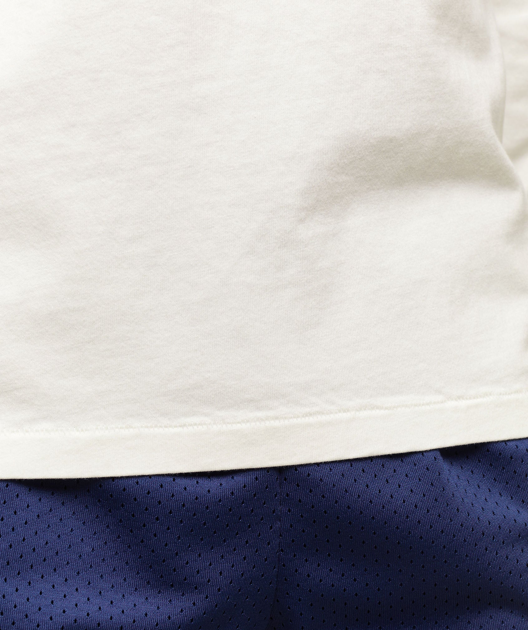Gymshark everywear Relaxed Long Sleeve Tee - Soft White - Image 8